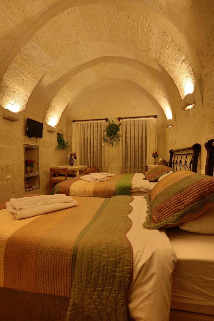 Safran Cave