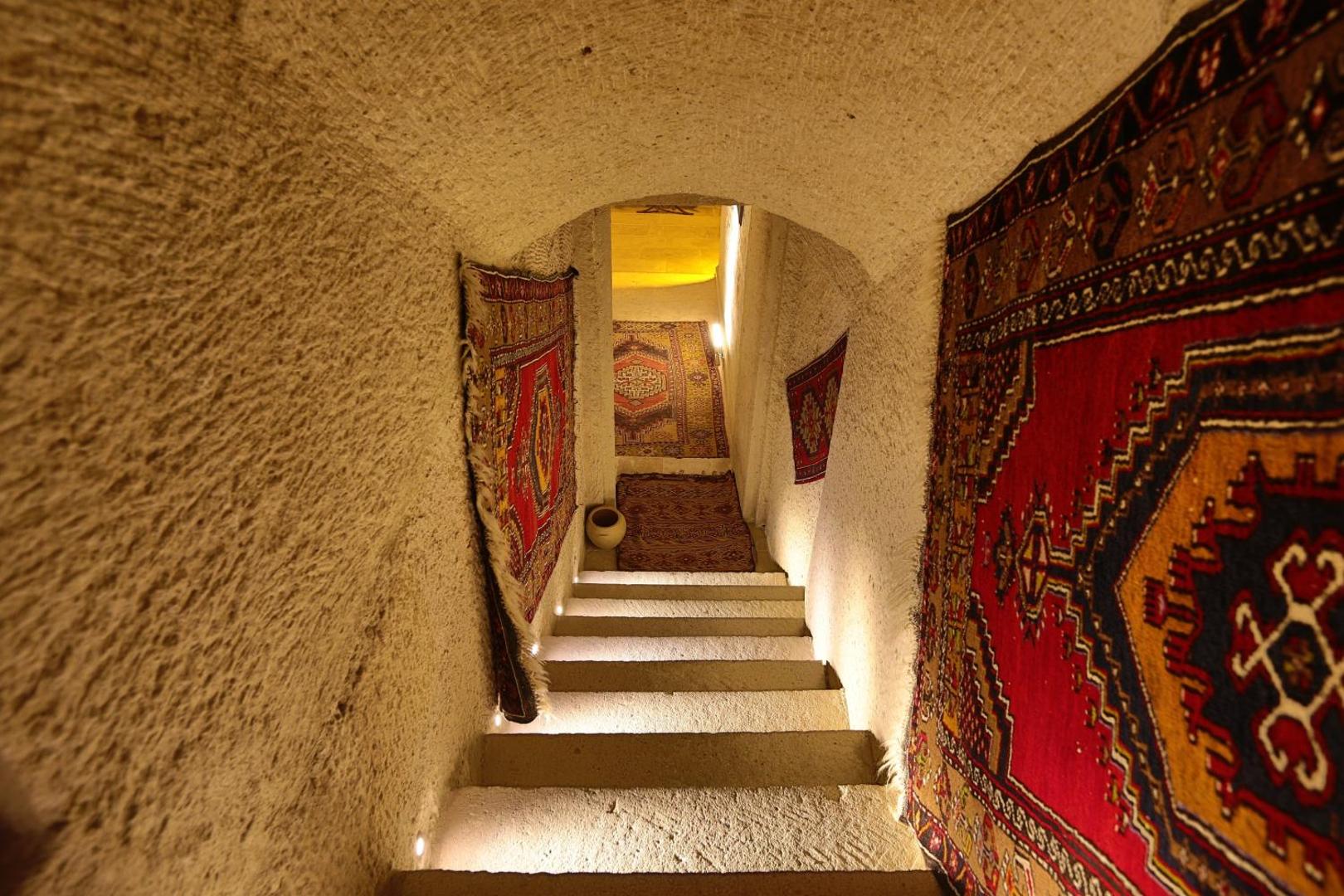 Safran Cave