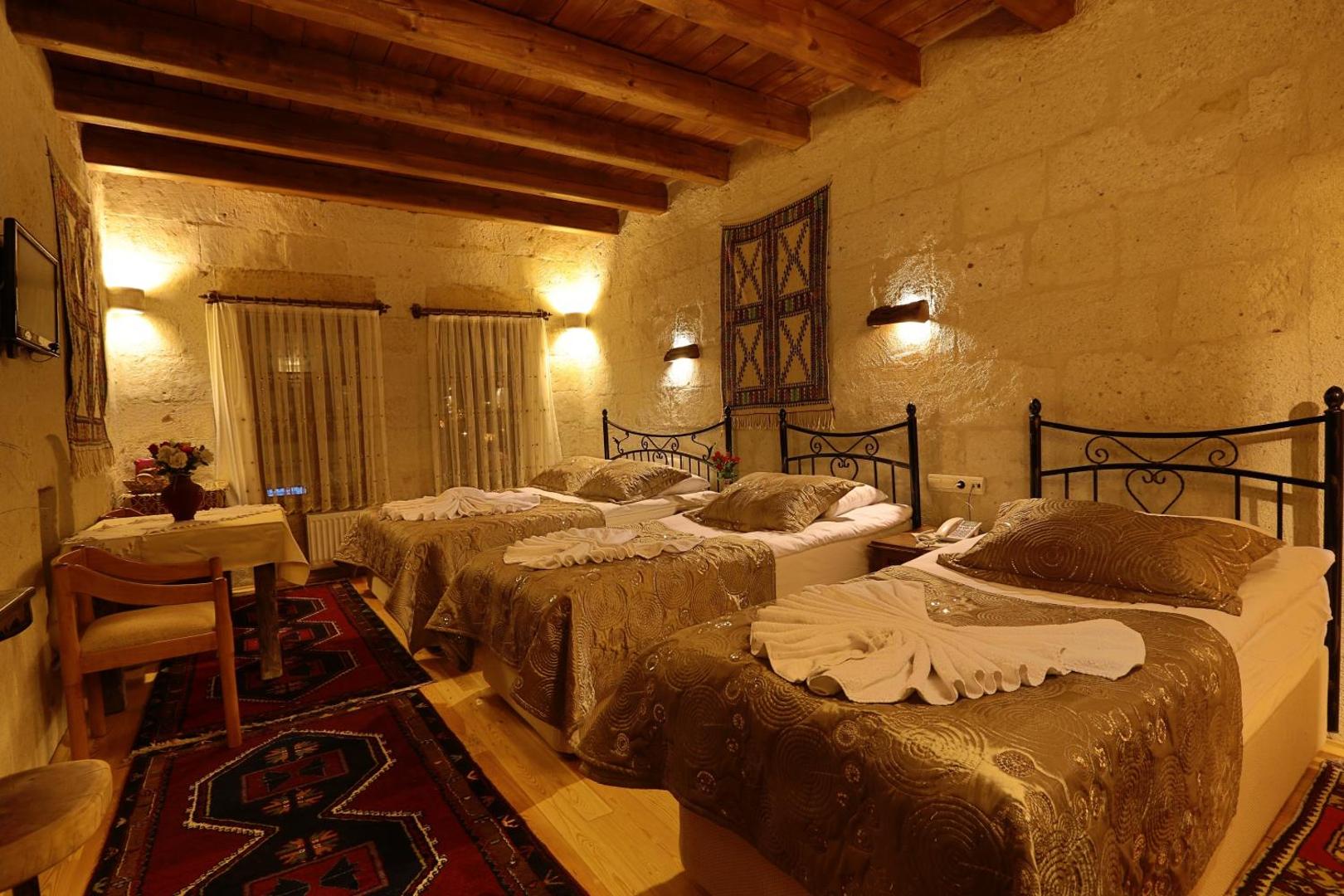 Safran Cave