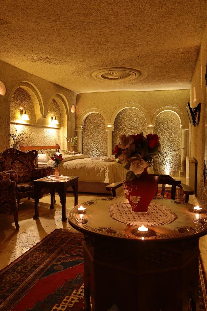 Safran Cave