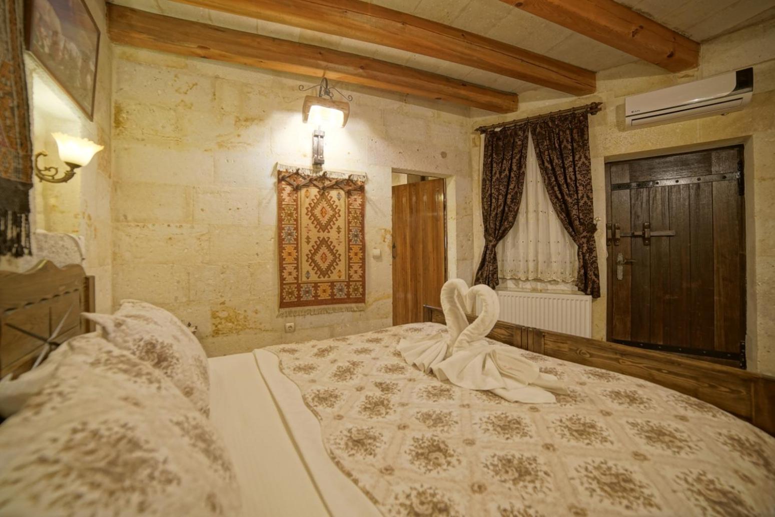 Safran Cave