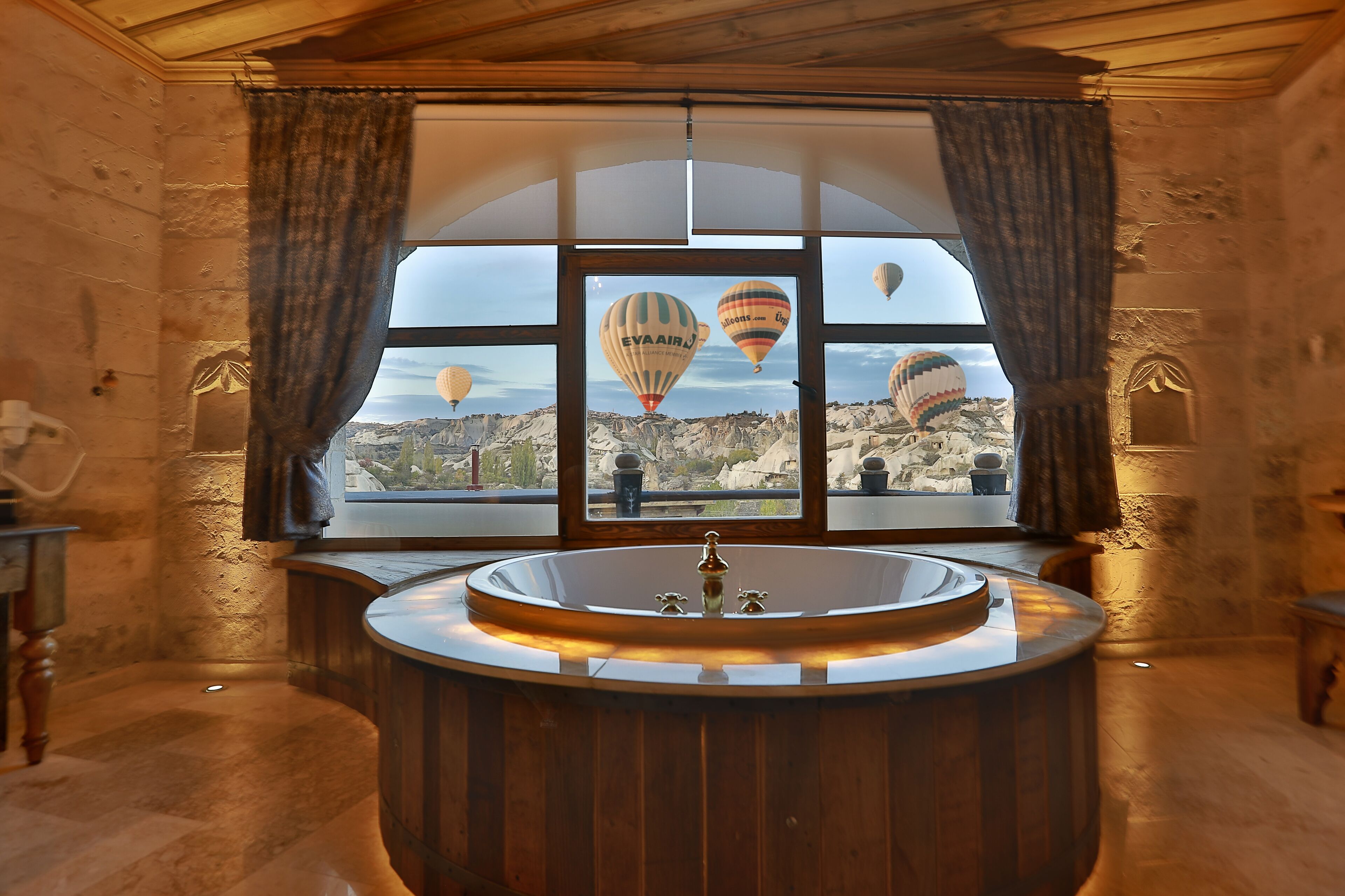 Sah Saray Cave Suites