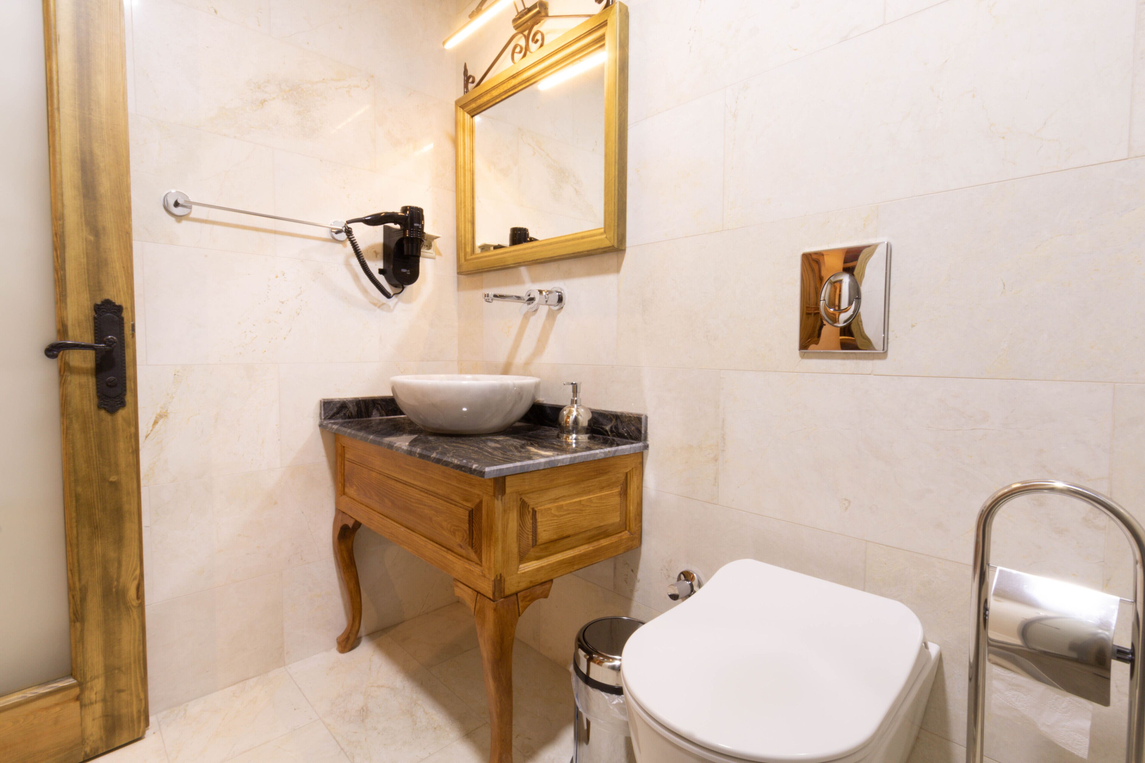Sapphire Stone Hotel