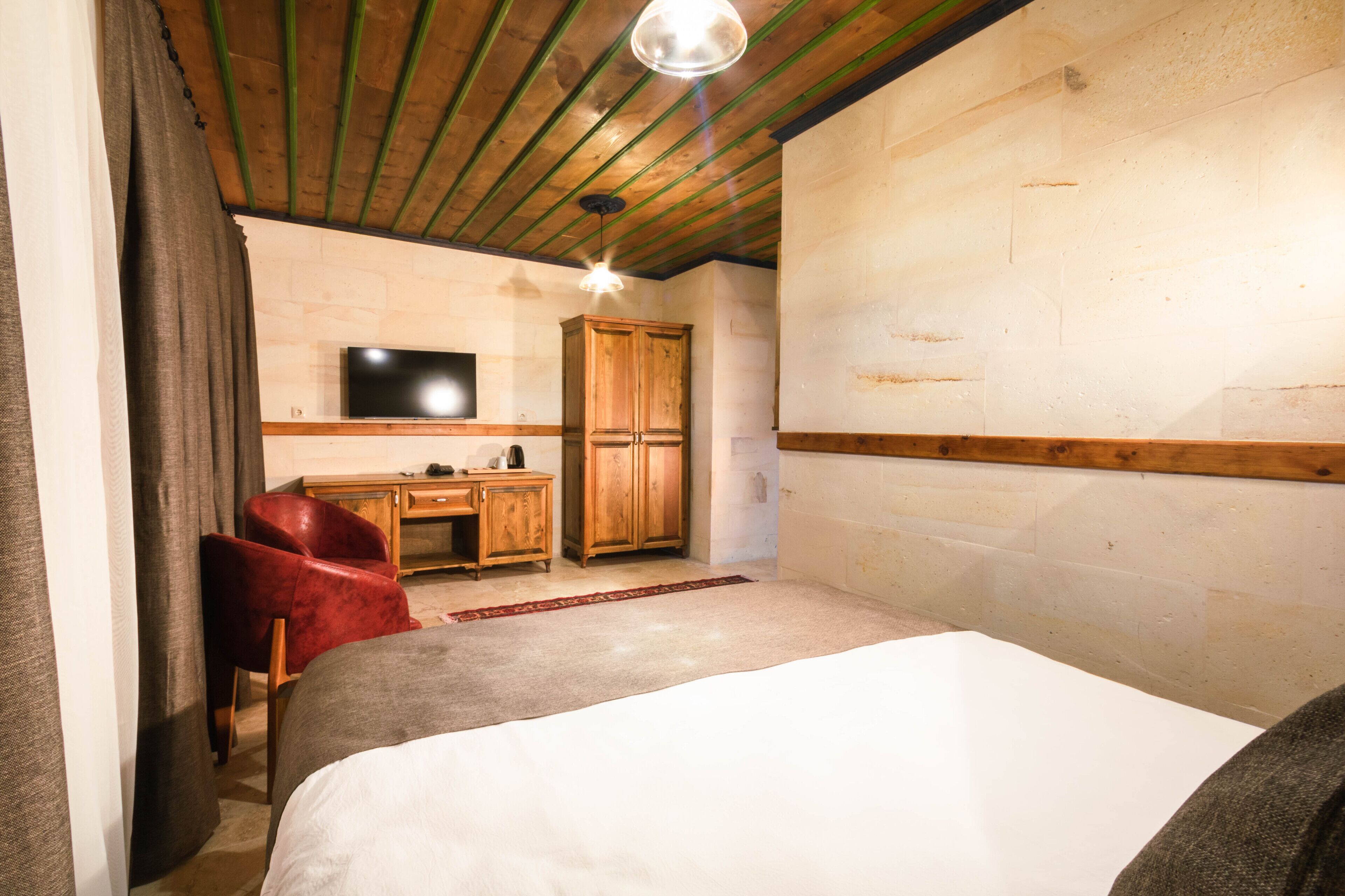Sapphire Stone Hotel