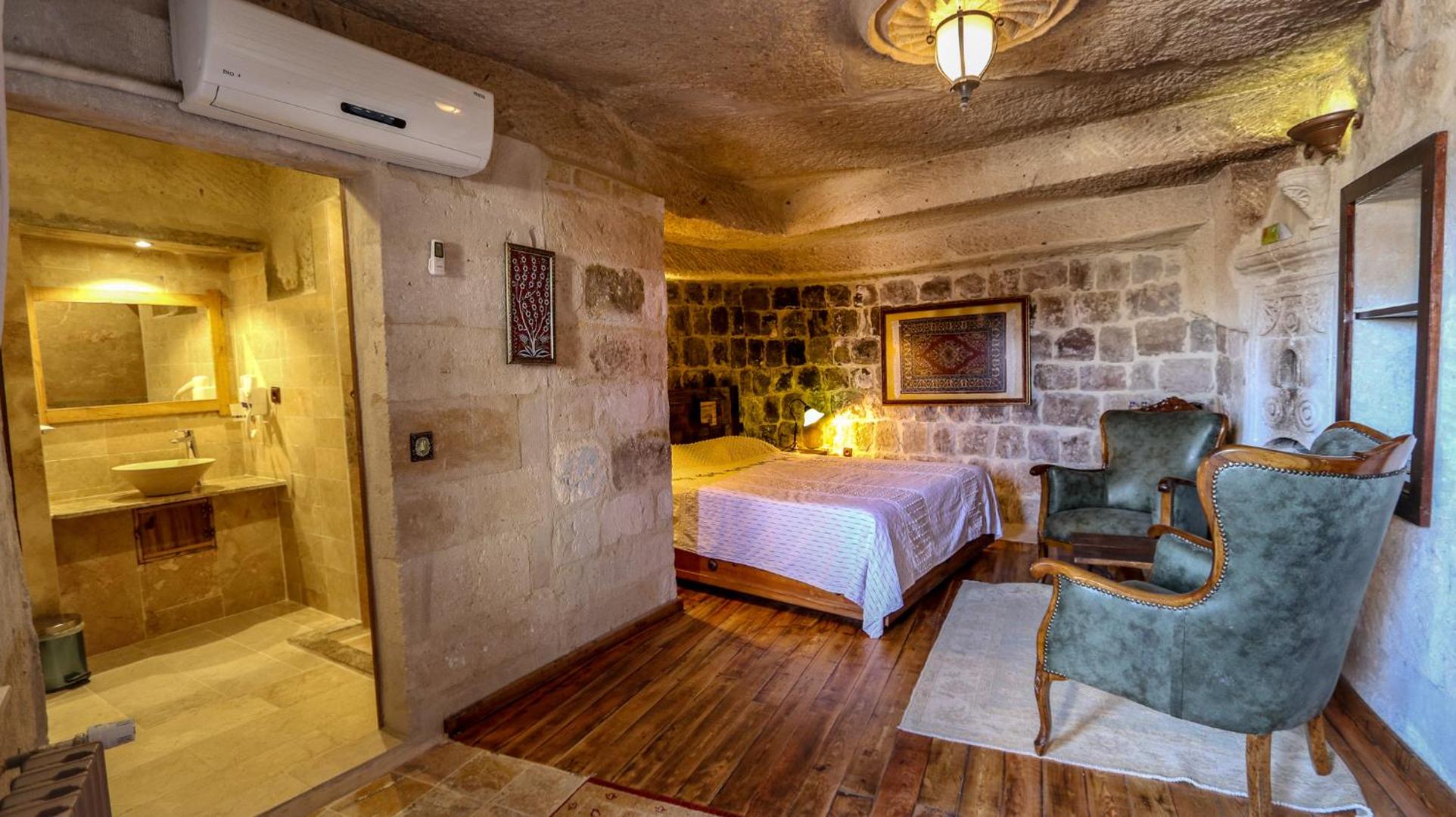 Sultan Cave Suites