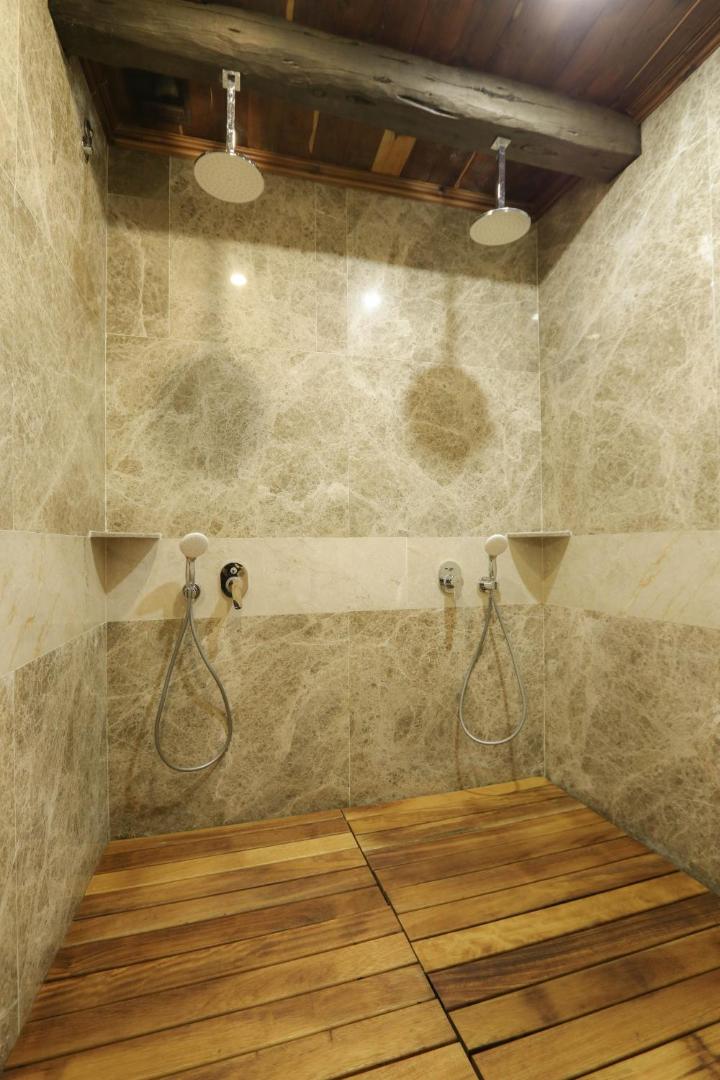 Sultan Cave Suites