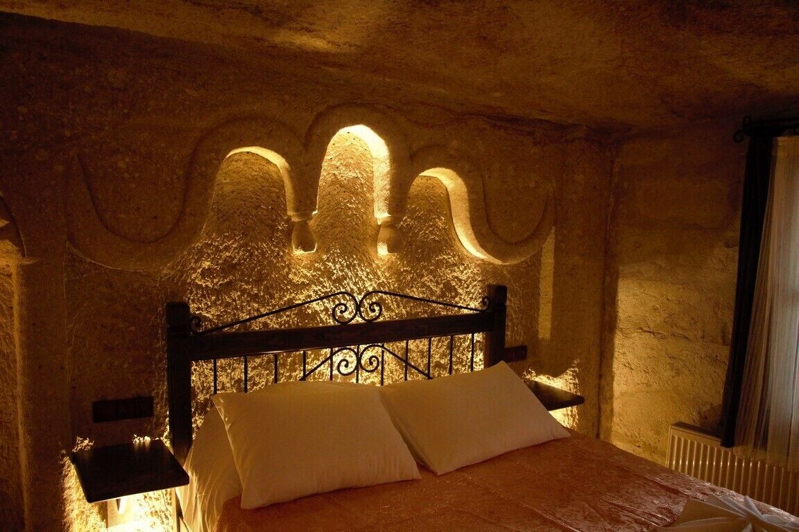 Takunya Cave Hotel