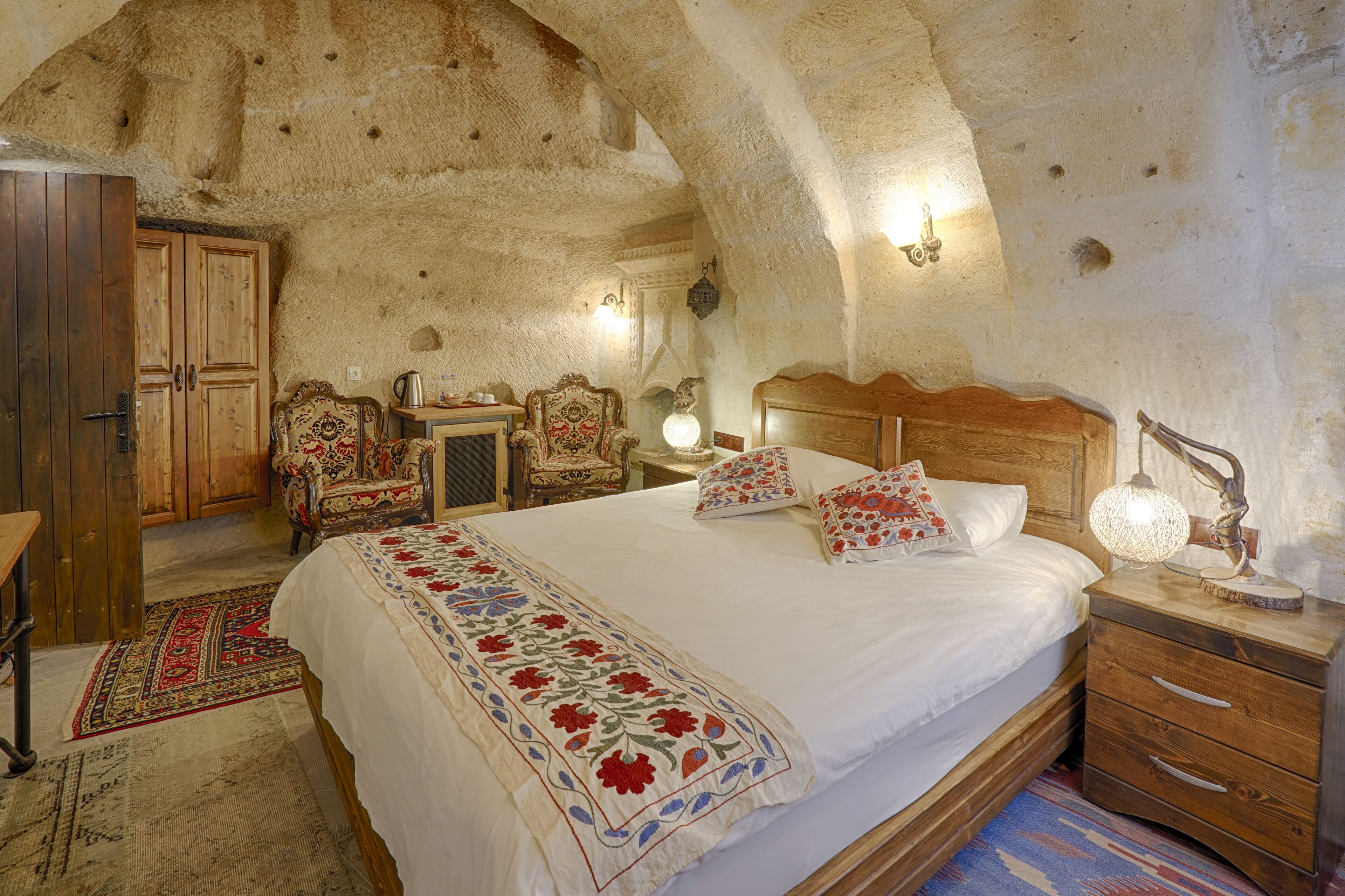 The Tulip Cave Suites