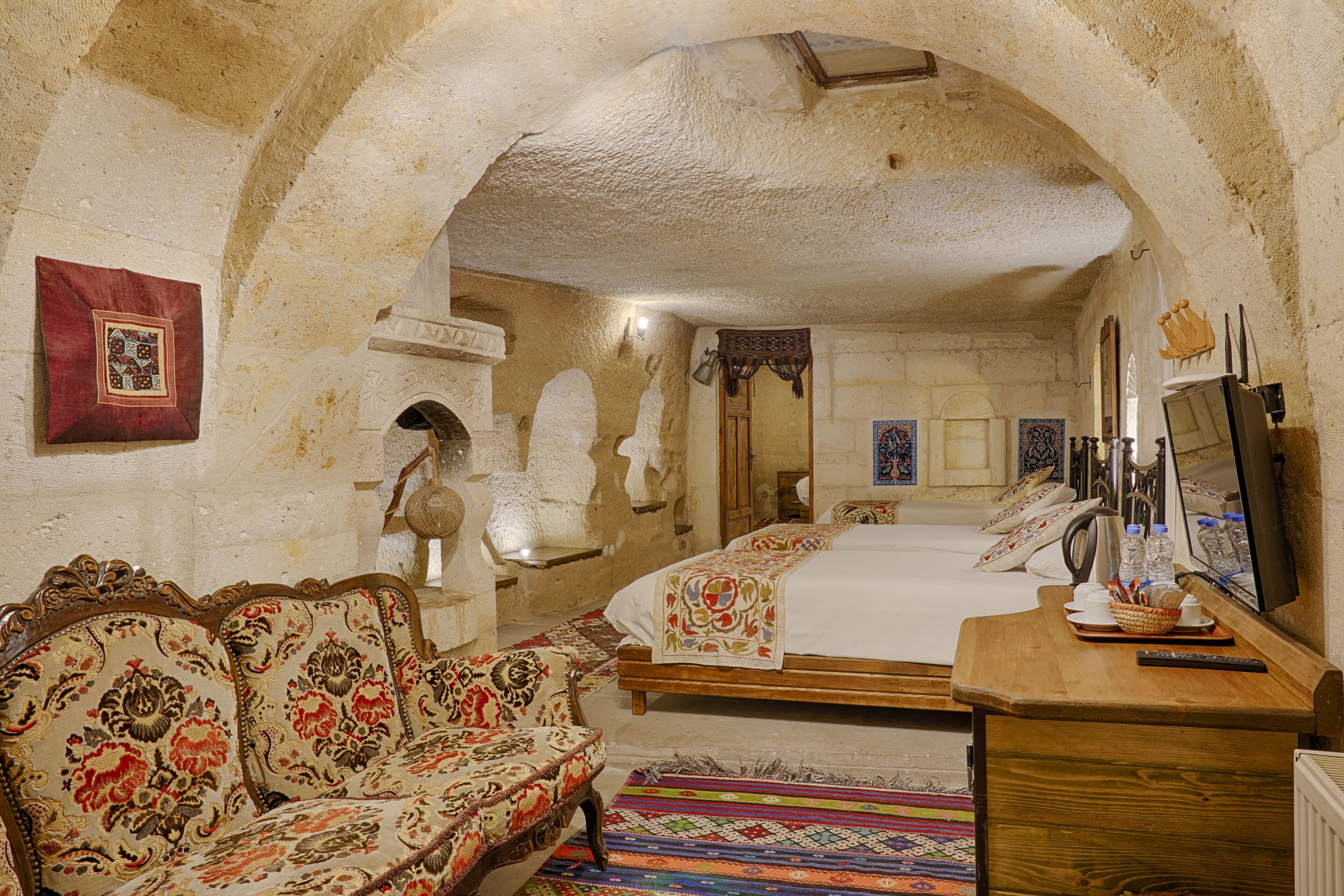The Tulip Cave Suites