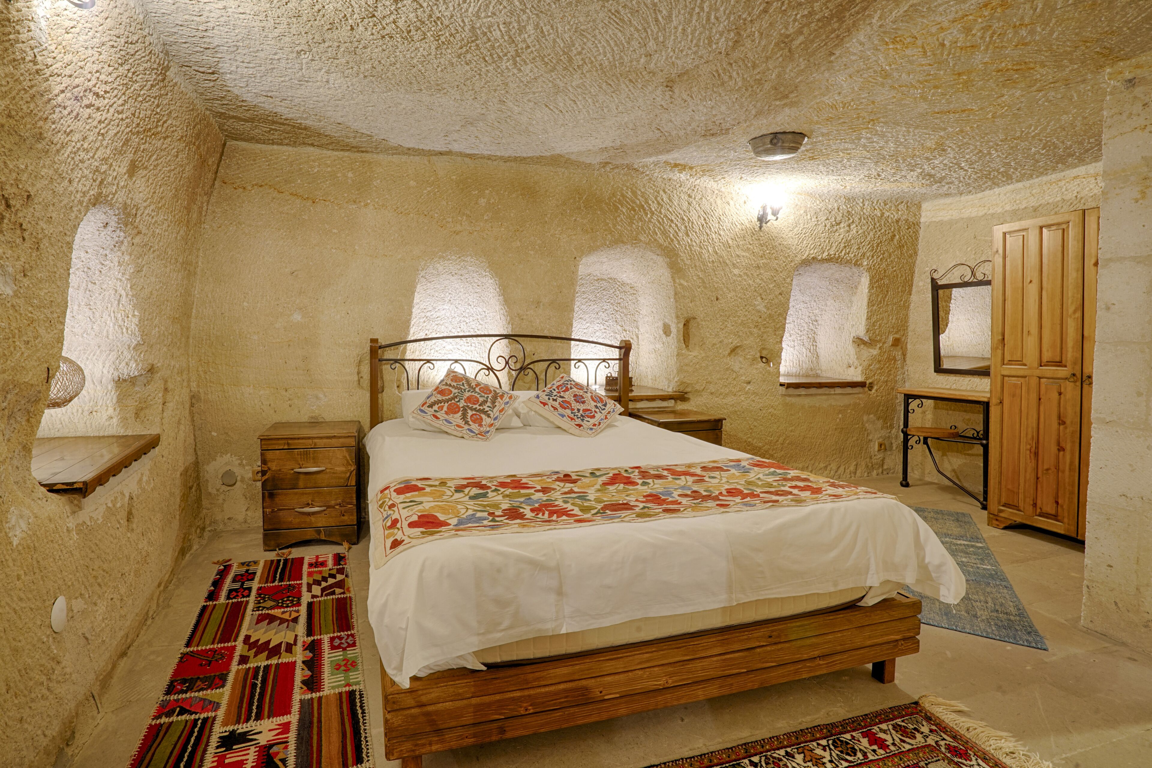 The Tulip Cave Suites