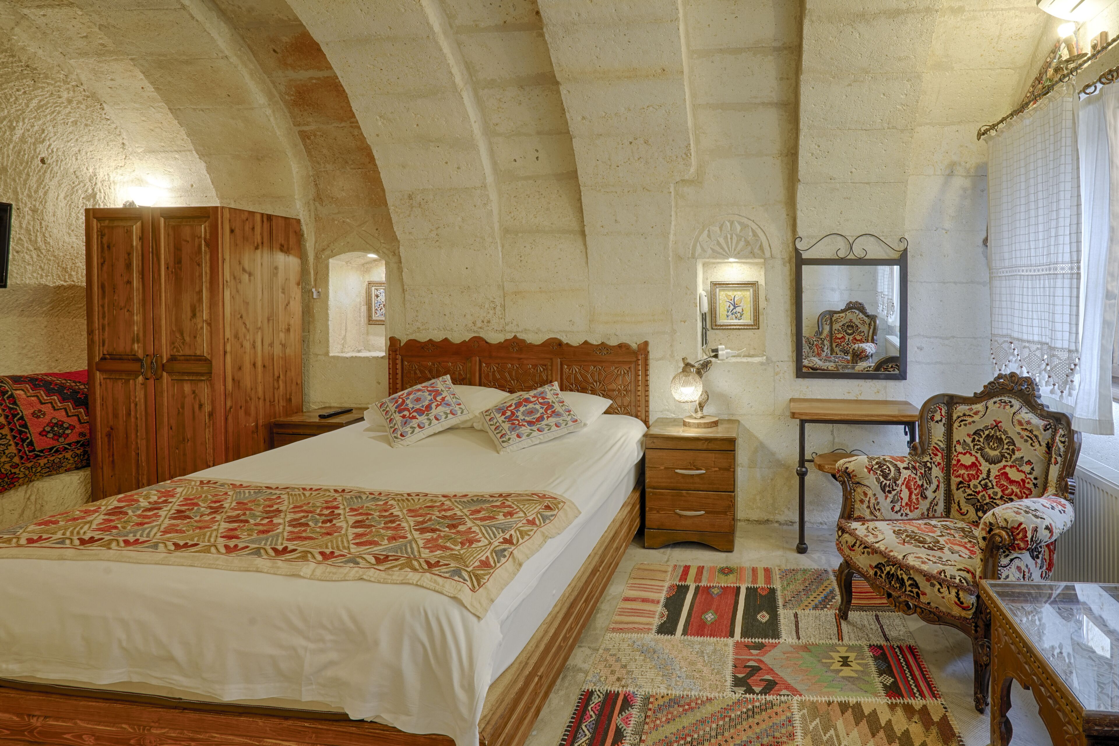 The Tulip Cave Suites
