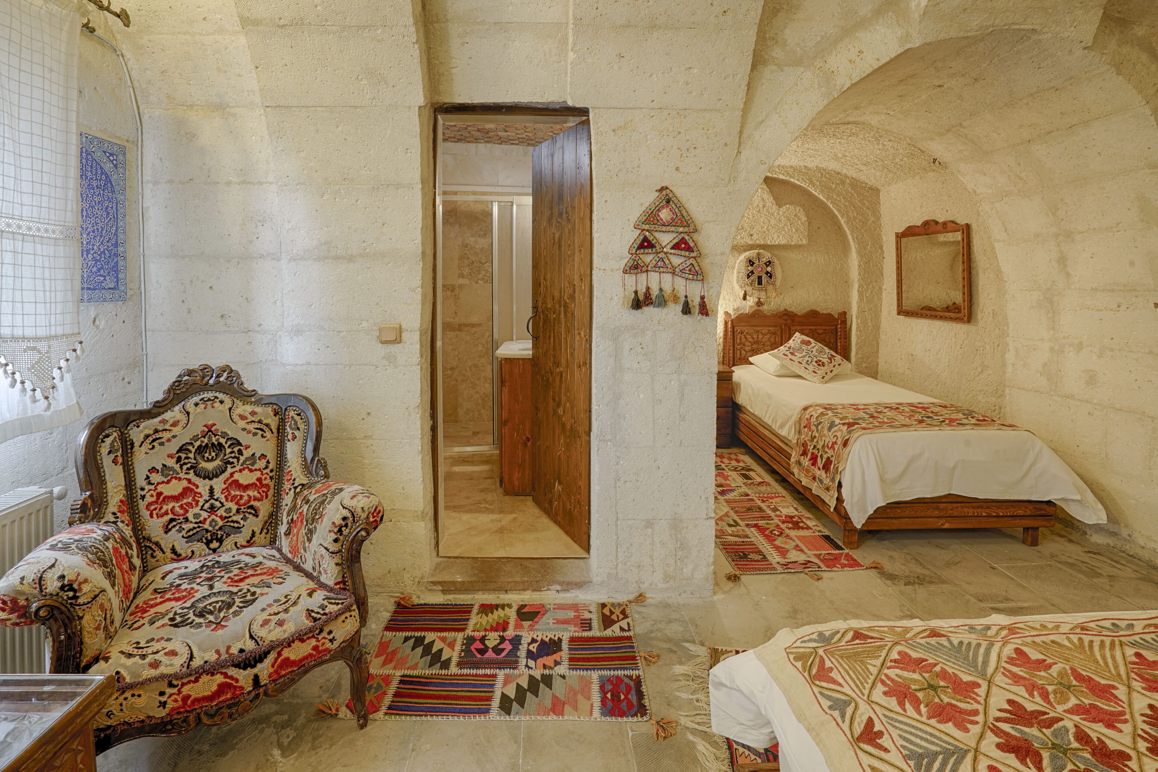 The Tulip Cave Suites