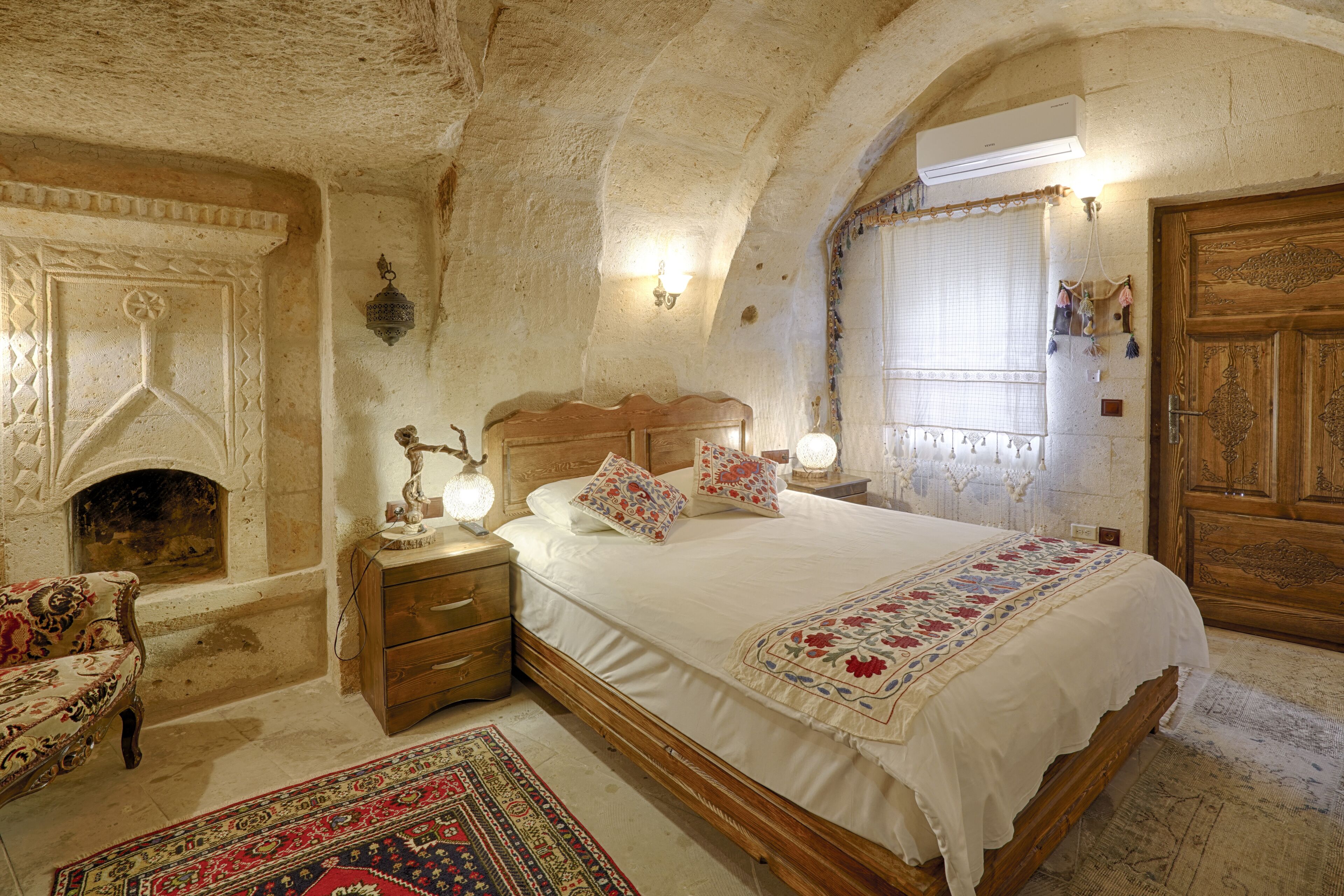 The Tulip Cave Suites