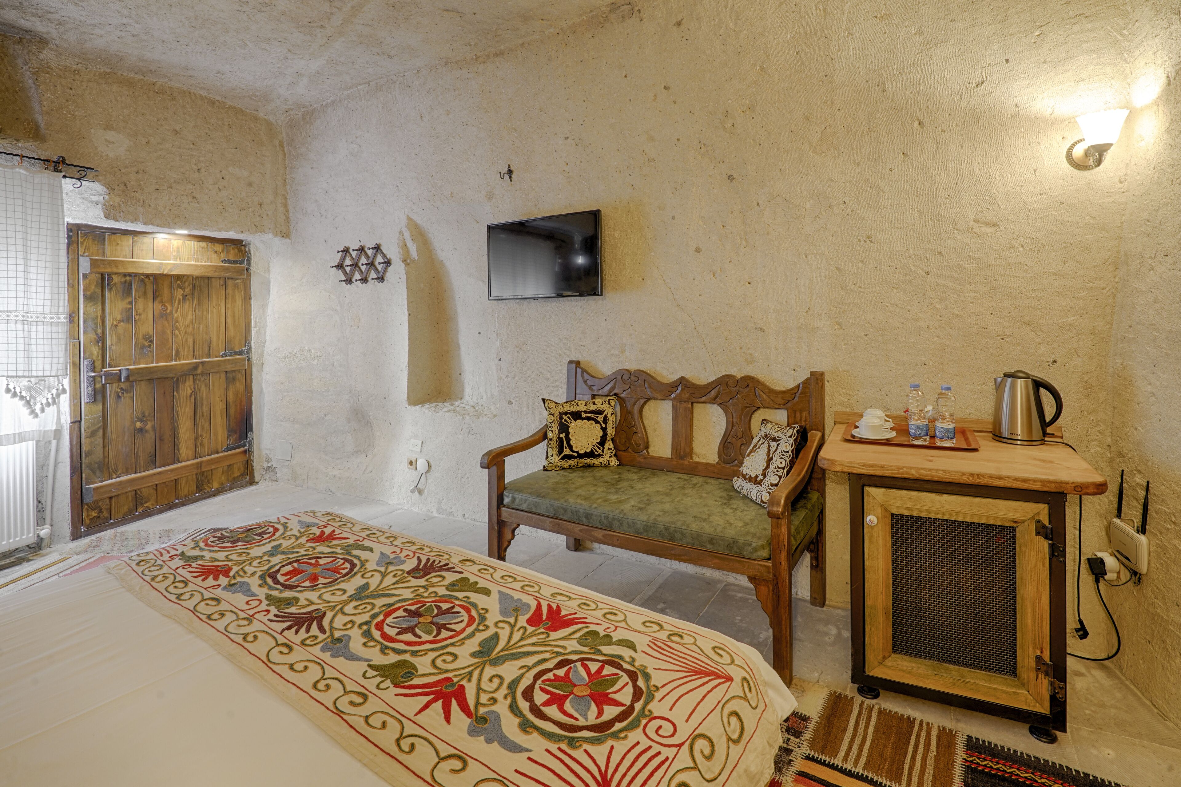 The Tulip Cave Suites