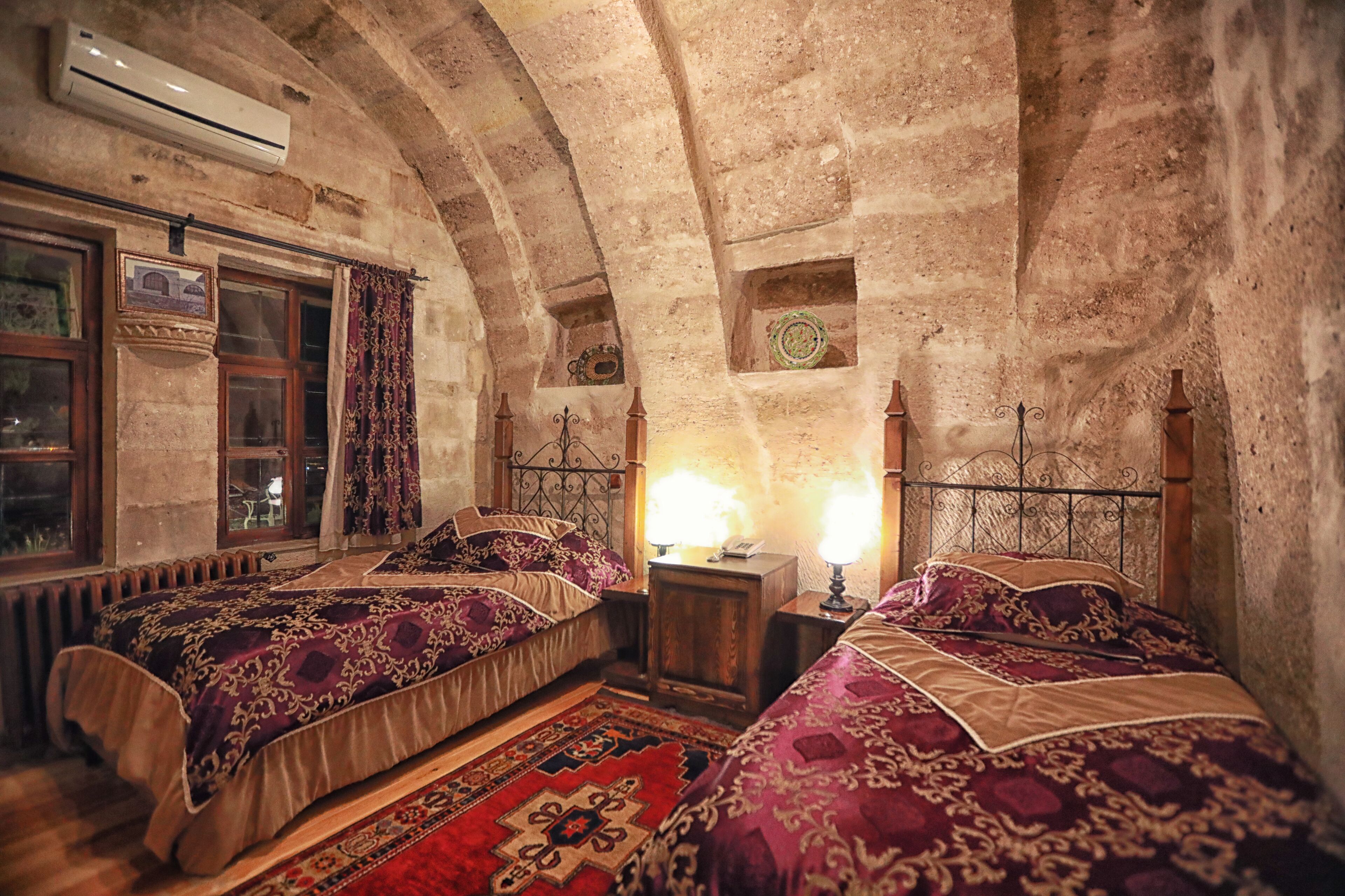 Travellers Cave - Traveller's