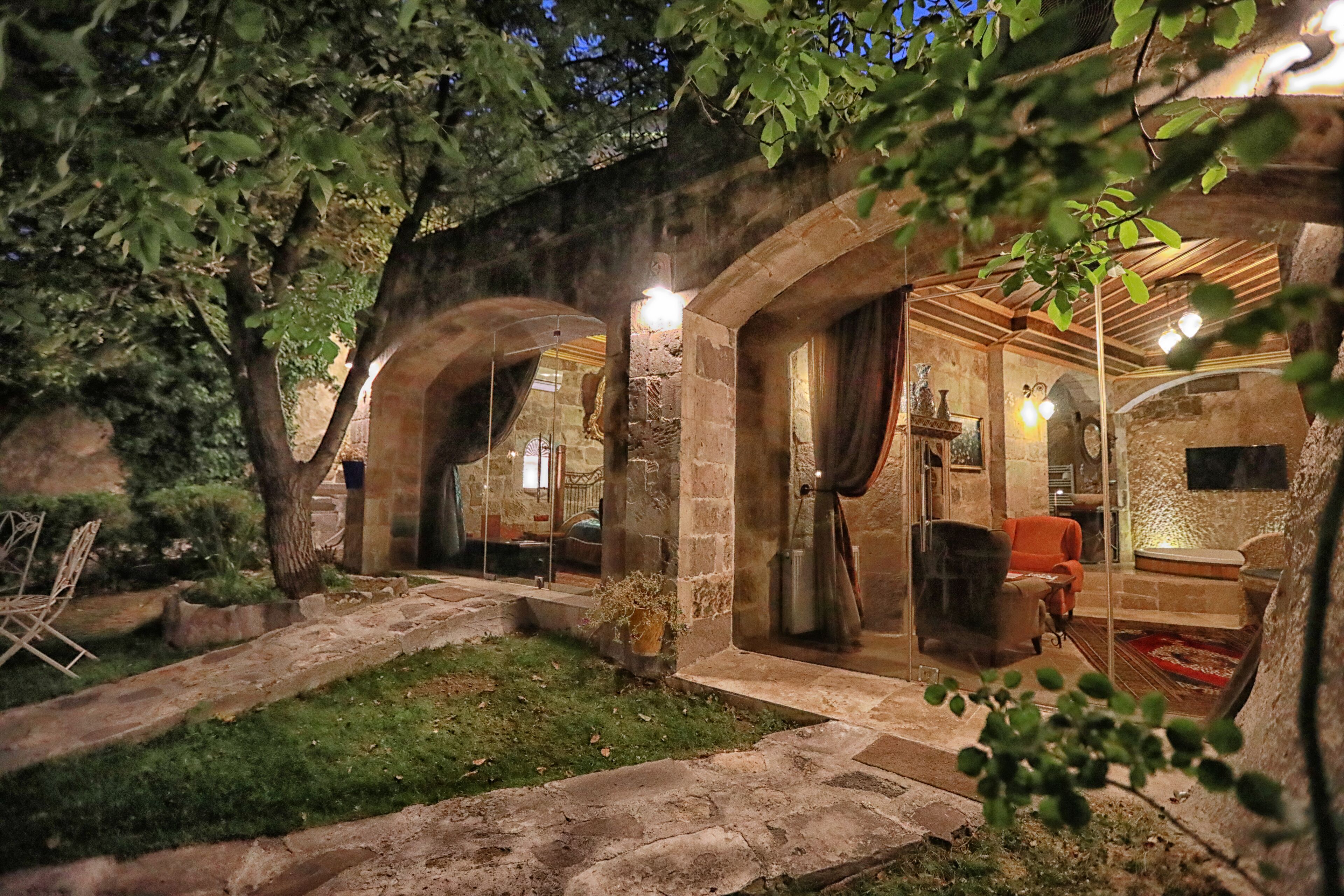 Travellers Cave - Traveller's