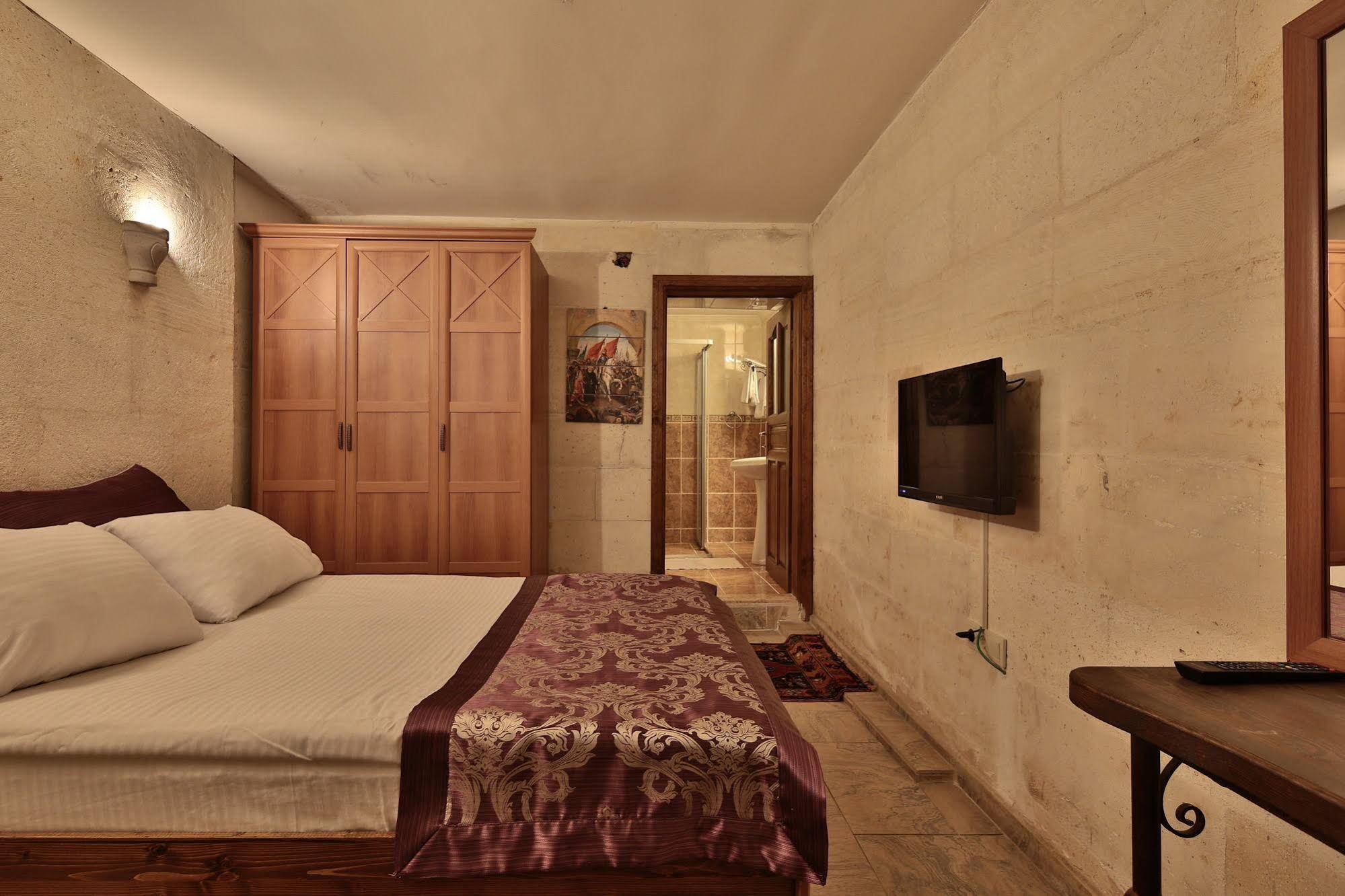 Walnut House