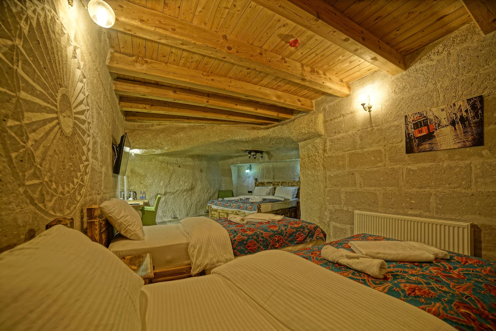 Zeus Cave Suites