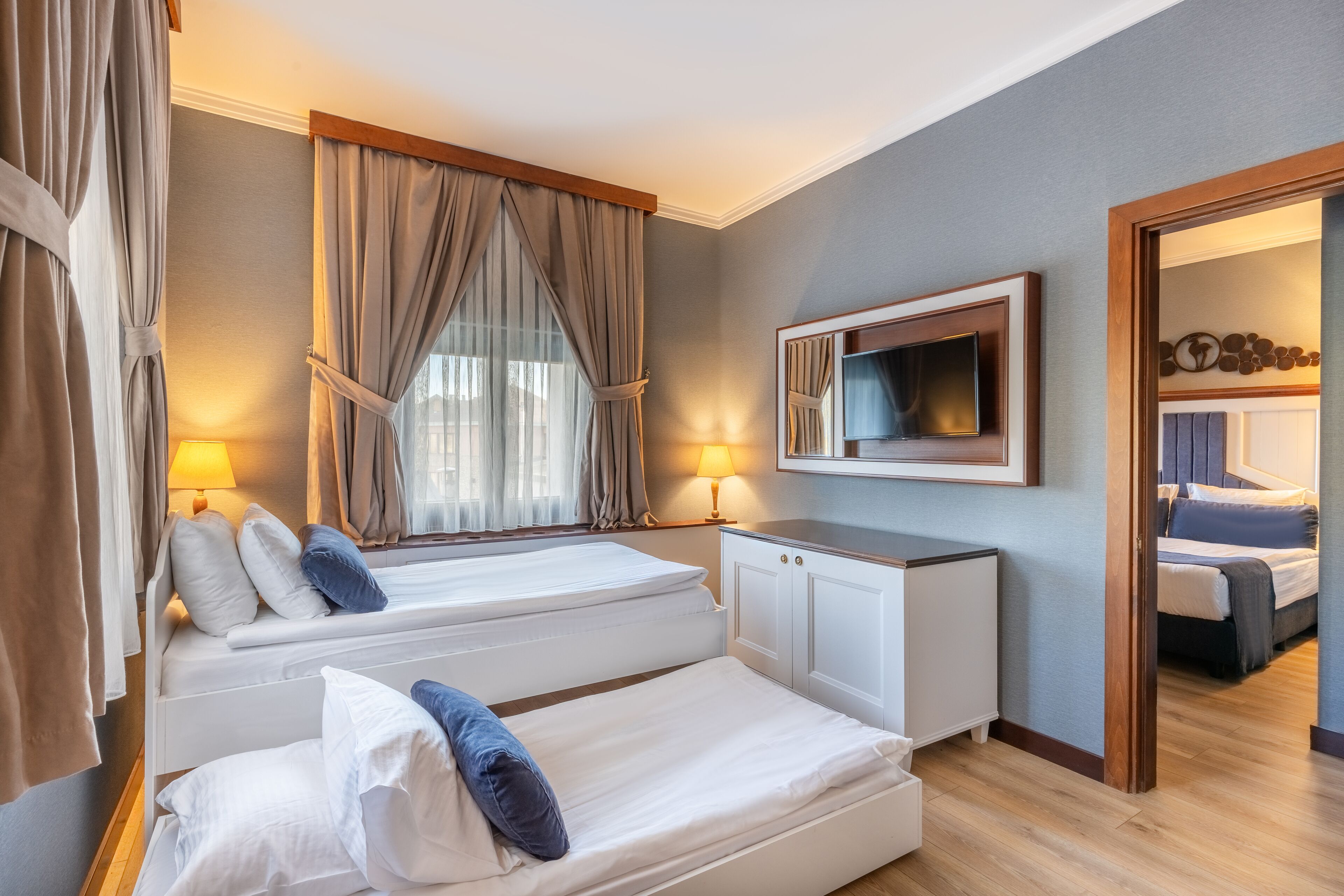 Mirada Del Lago Hotel