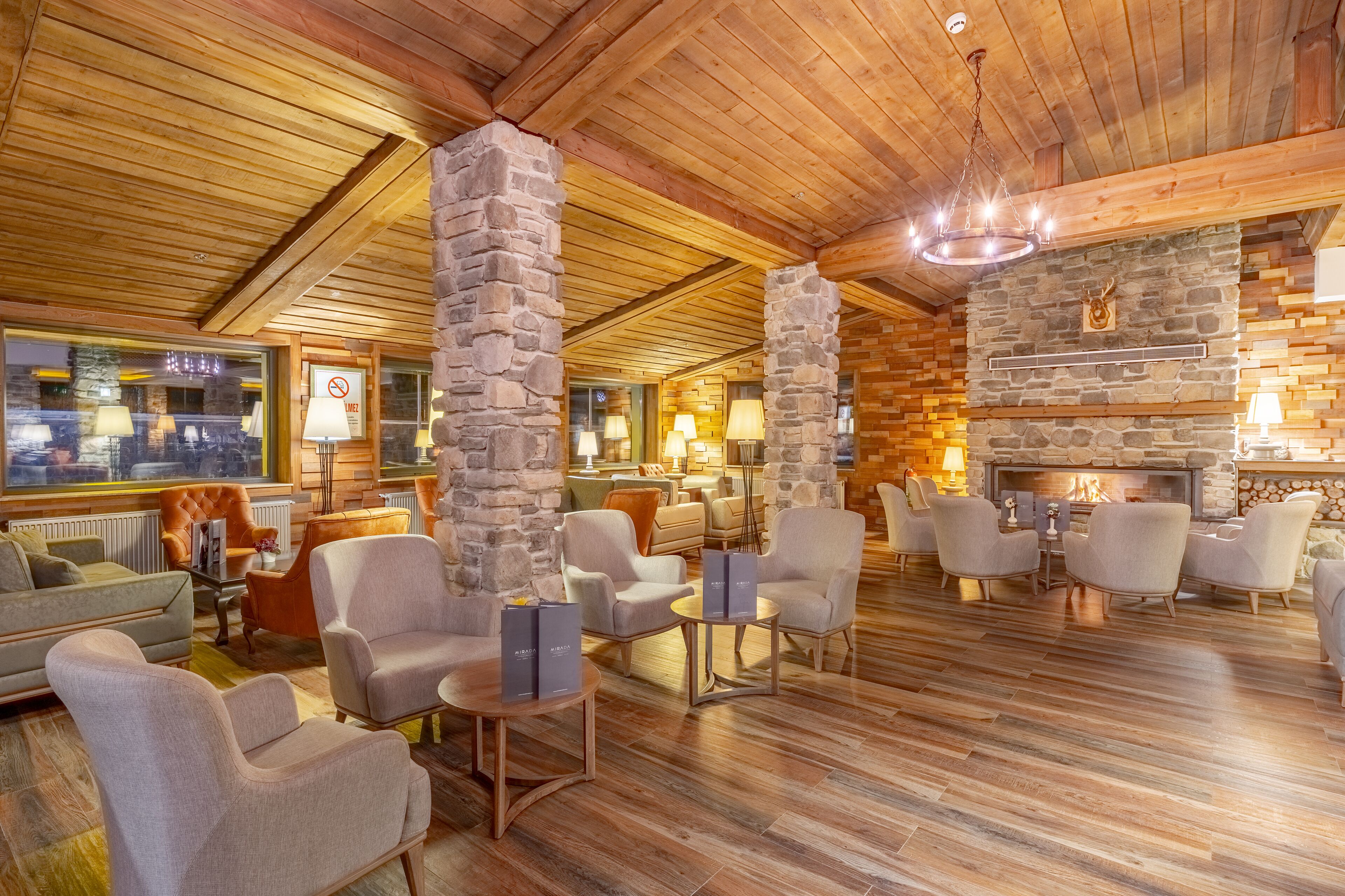 Mirada Del Lago Hotel