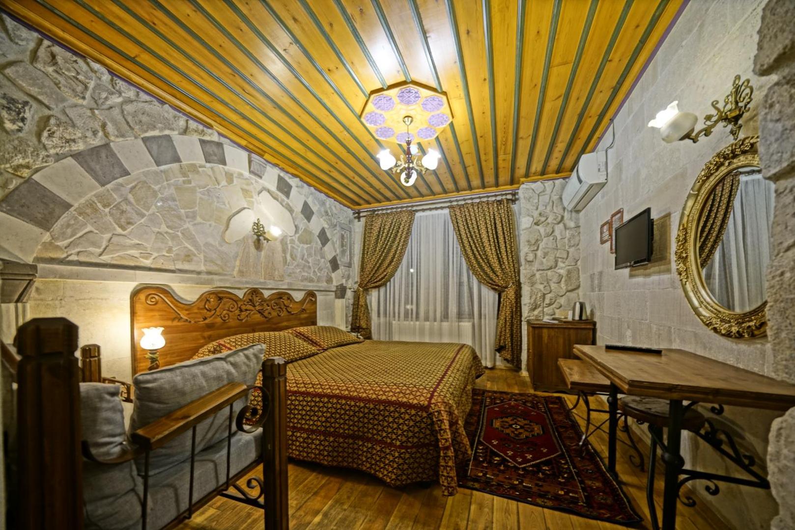 Alaturca House