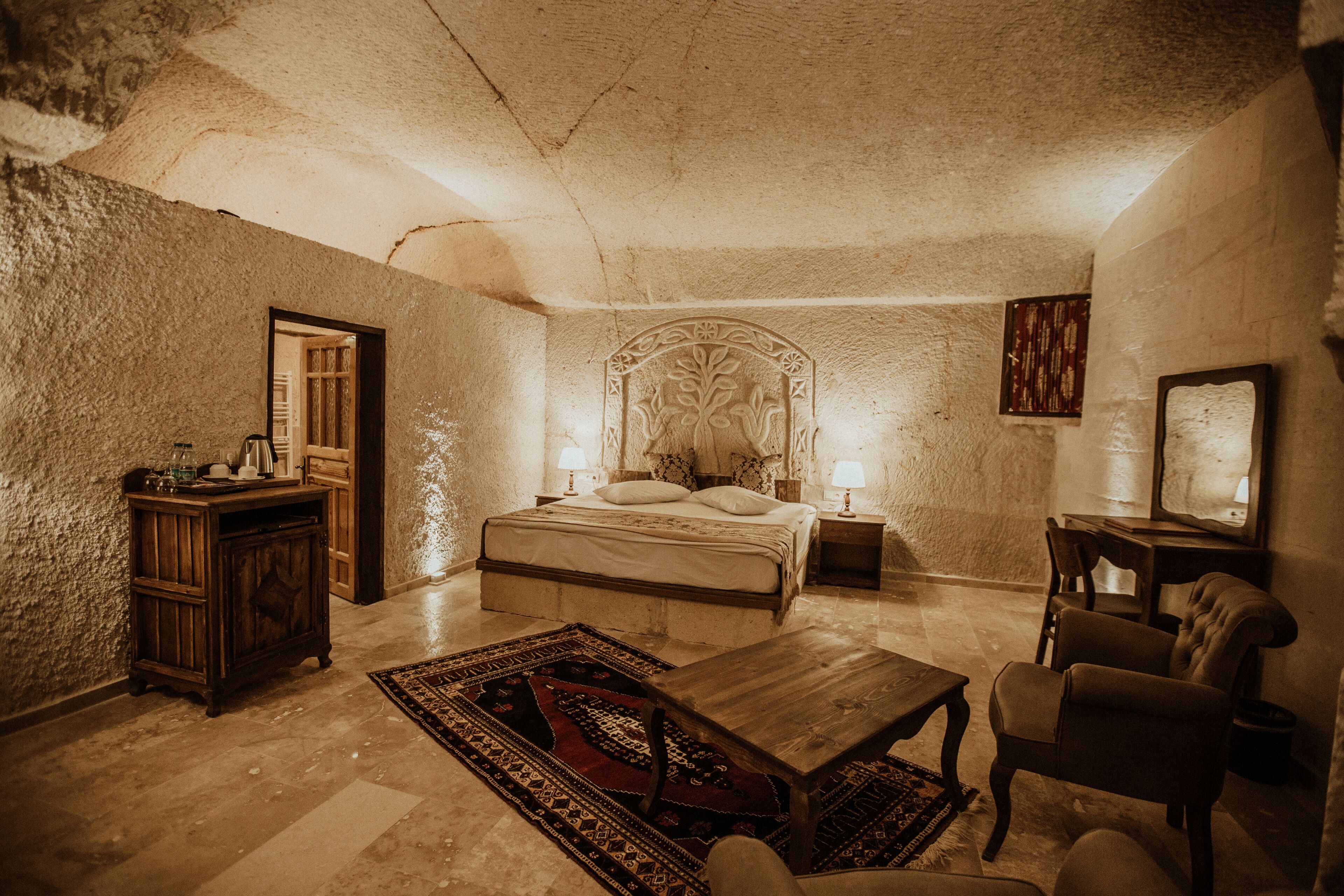 Alia Cave Hotel