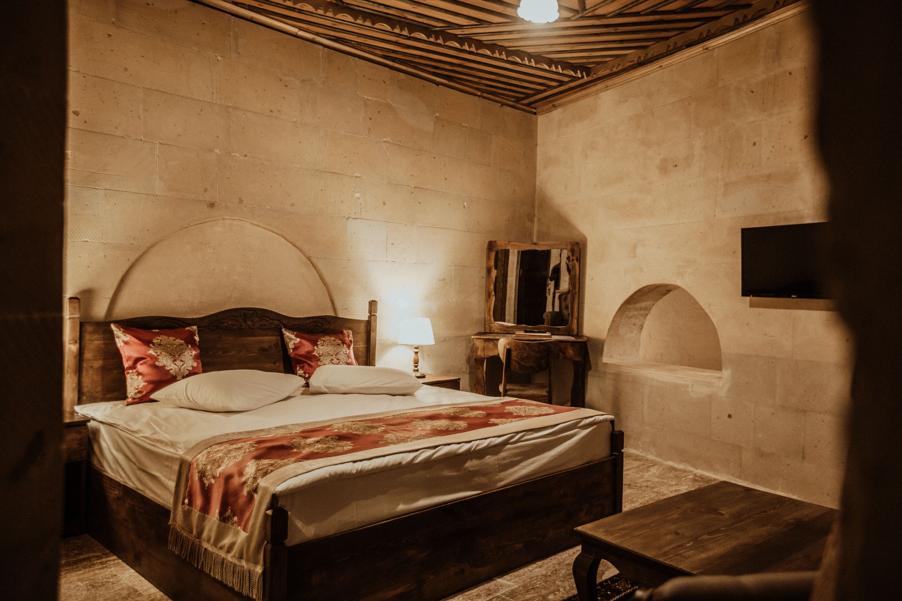 Alia Cave Hotel