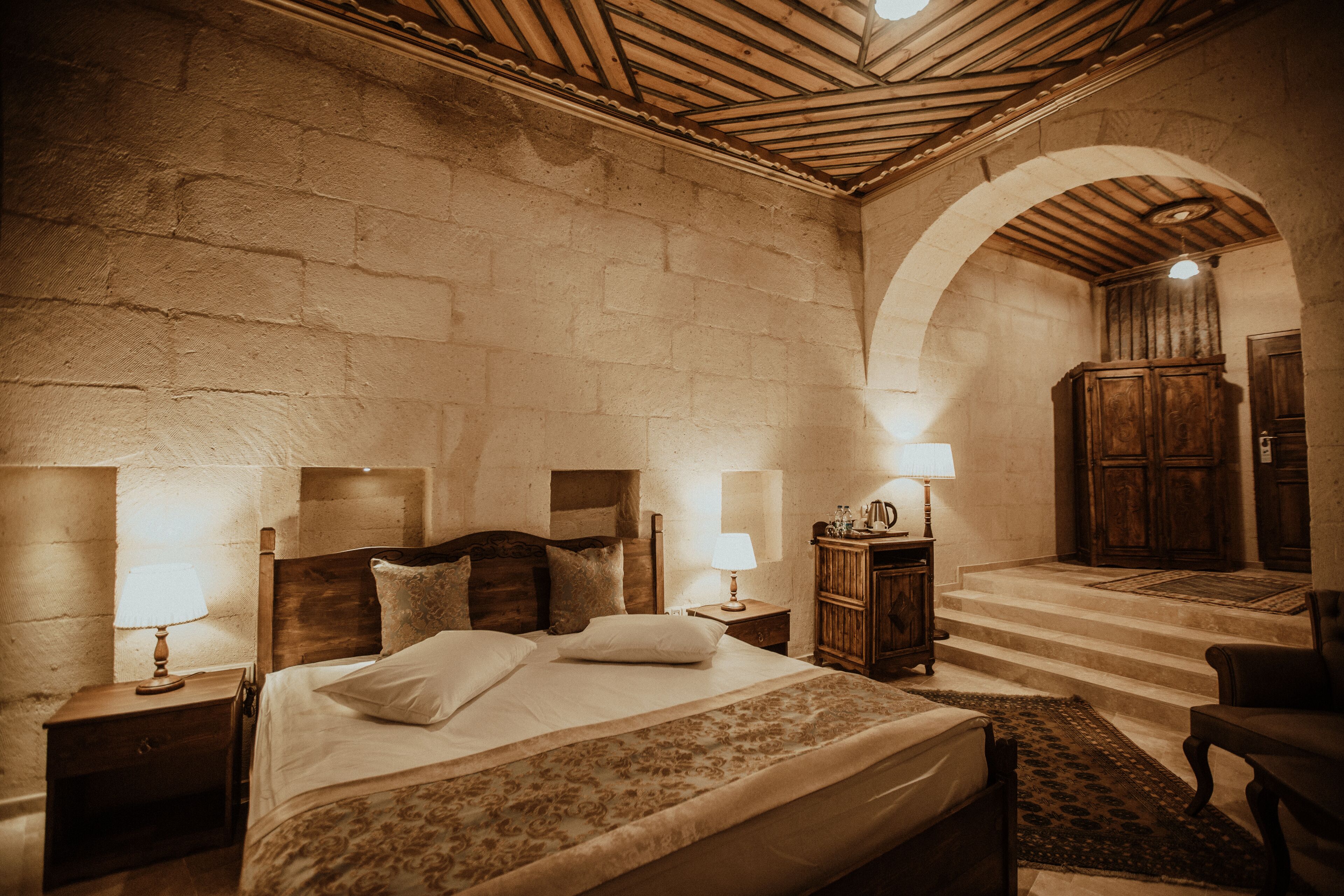 Alia Cave Hotel