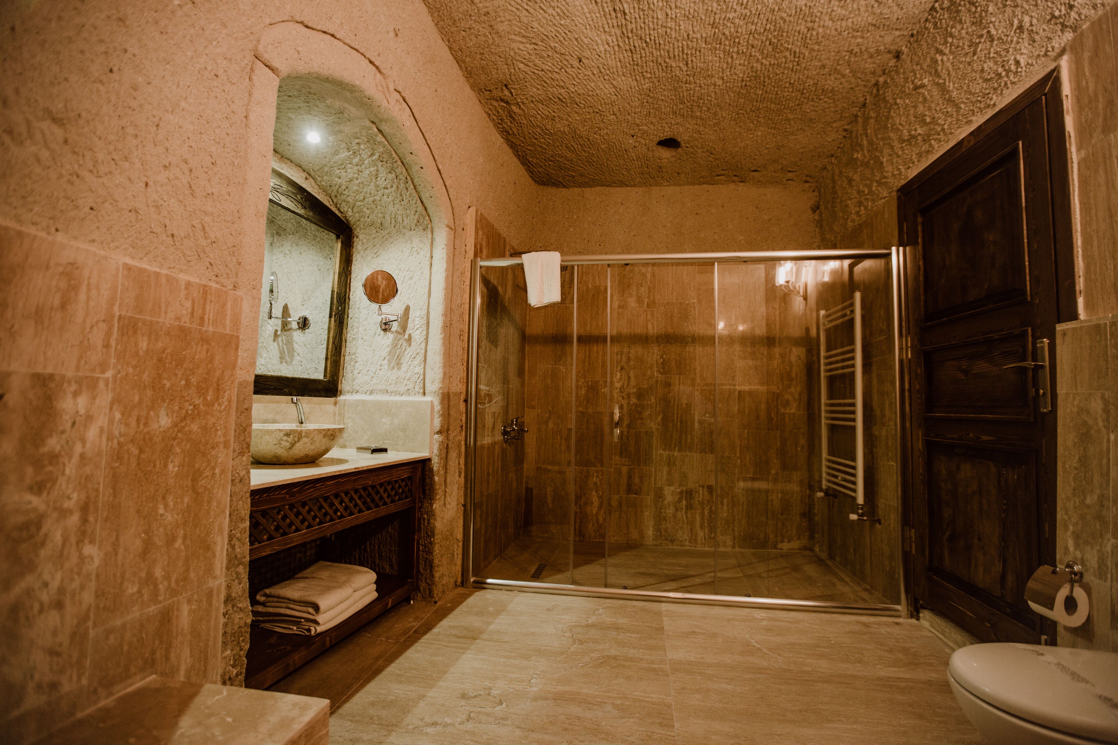 Alia Cave Hotel