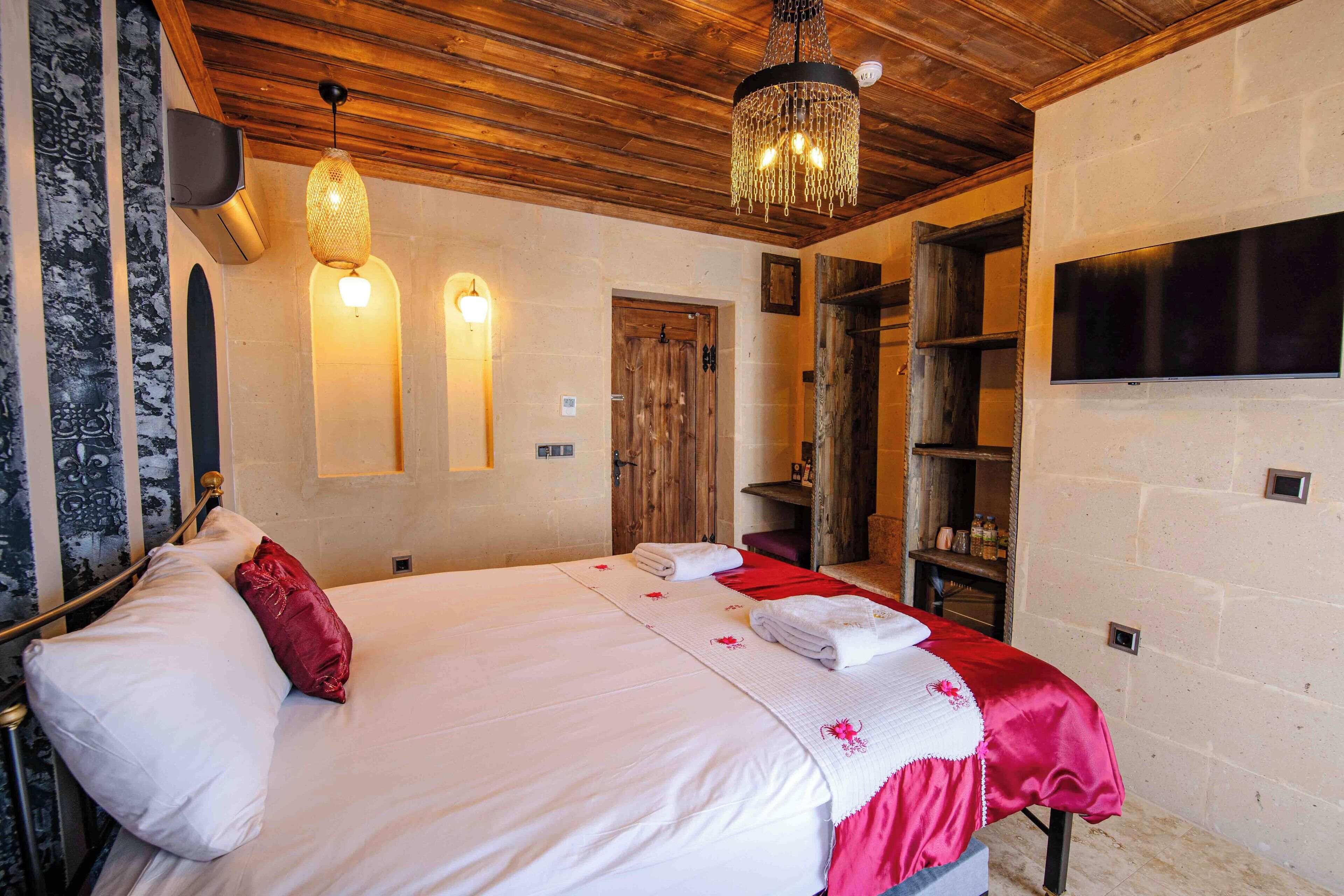 Alika Castle House