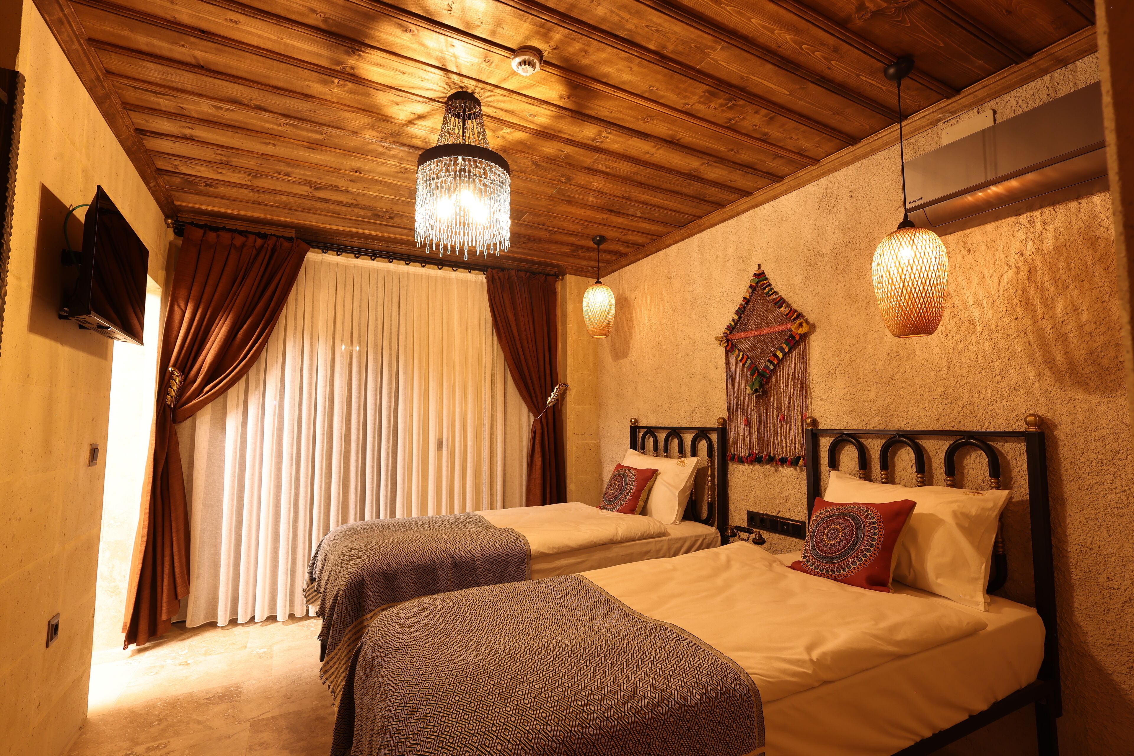 Alika Castle House