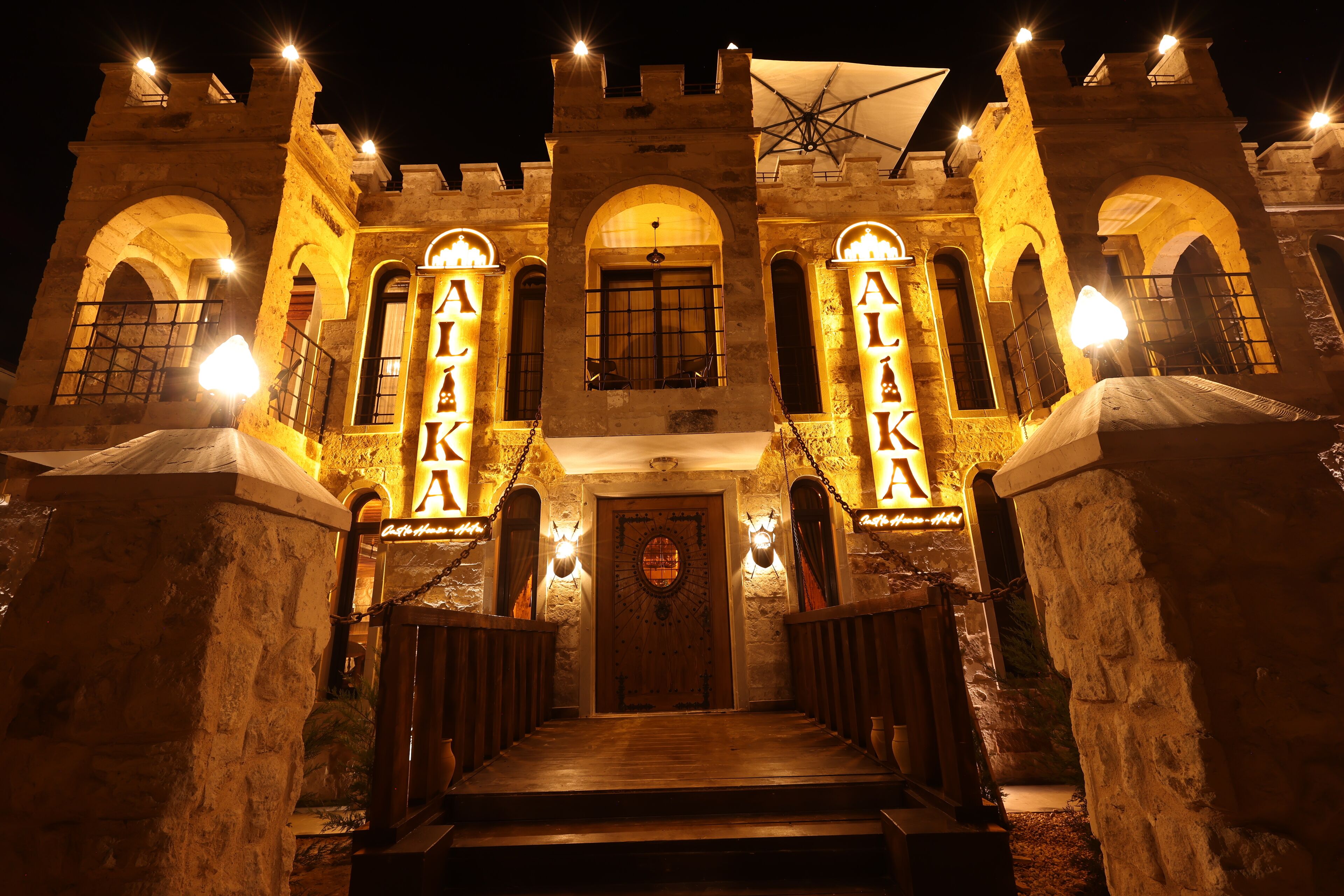 Alika Castle House