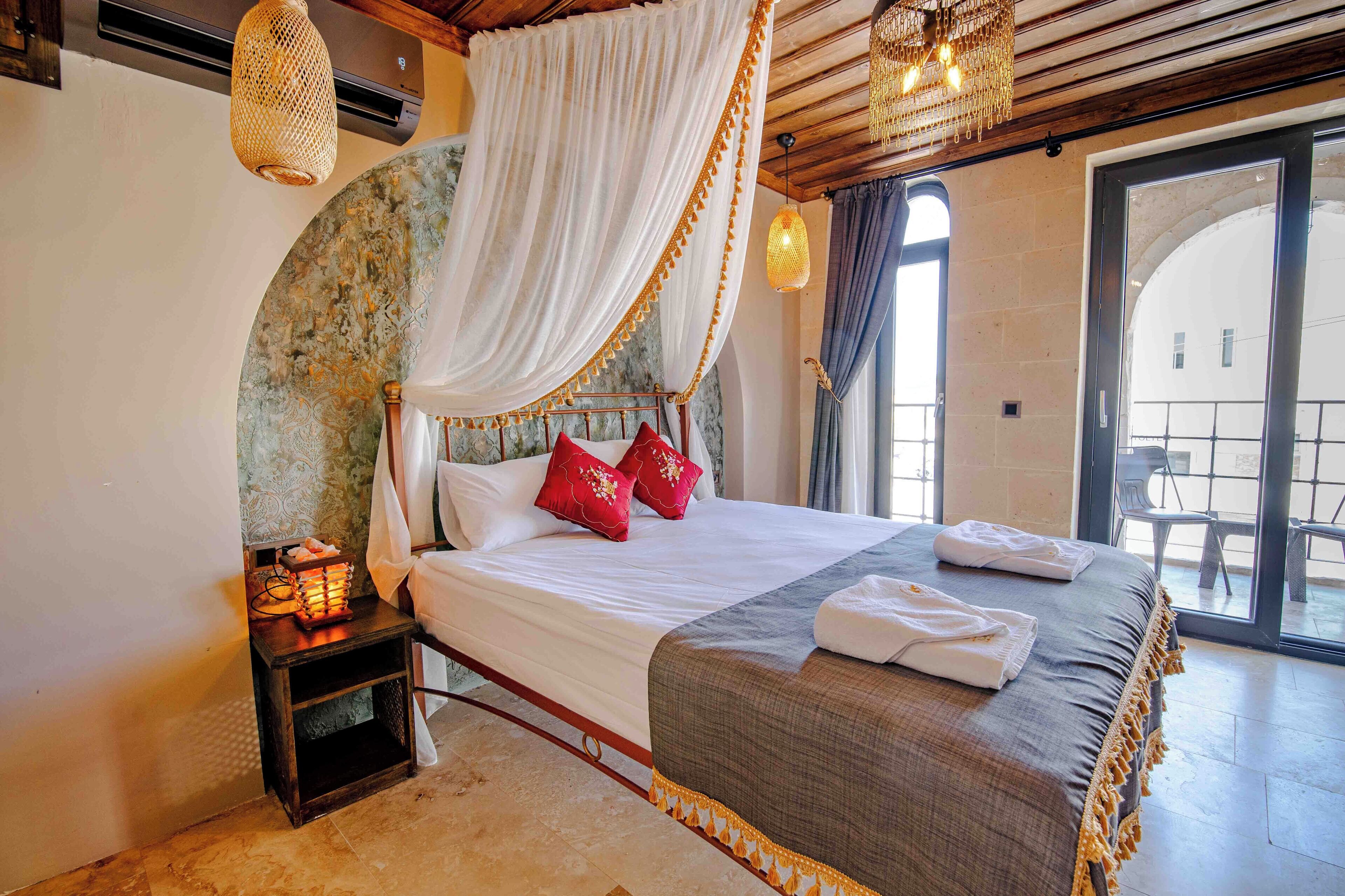 Alika Castle House