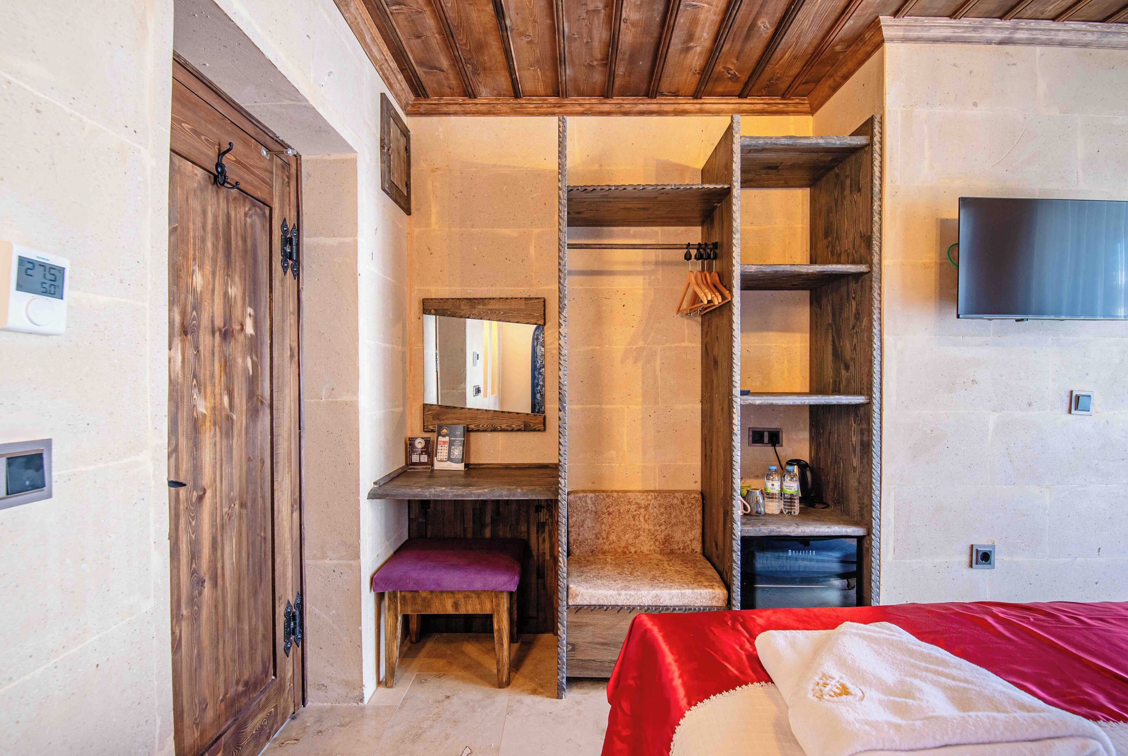 Alika Castle House