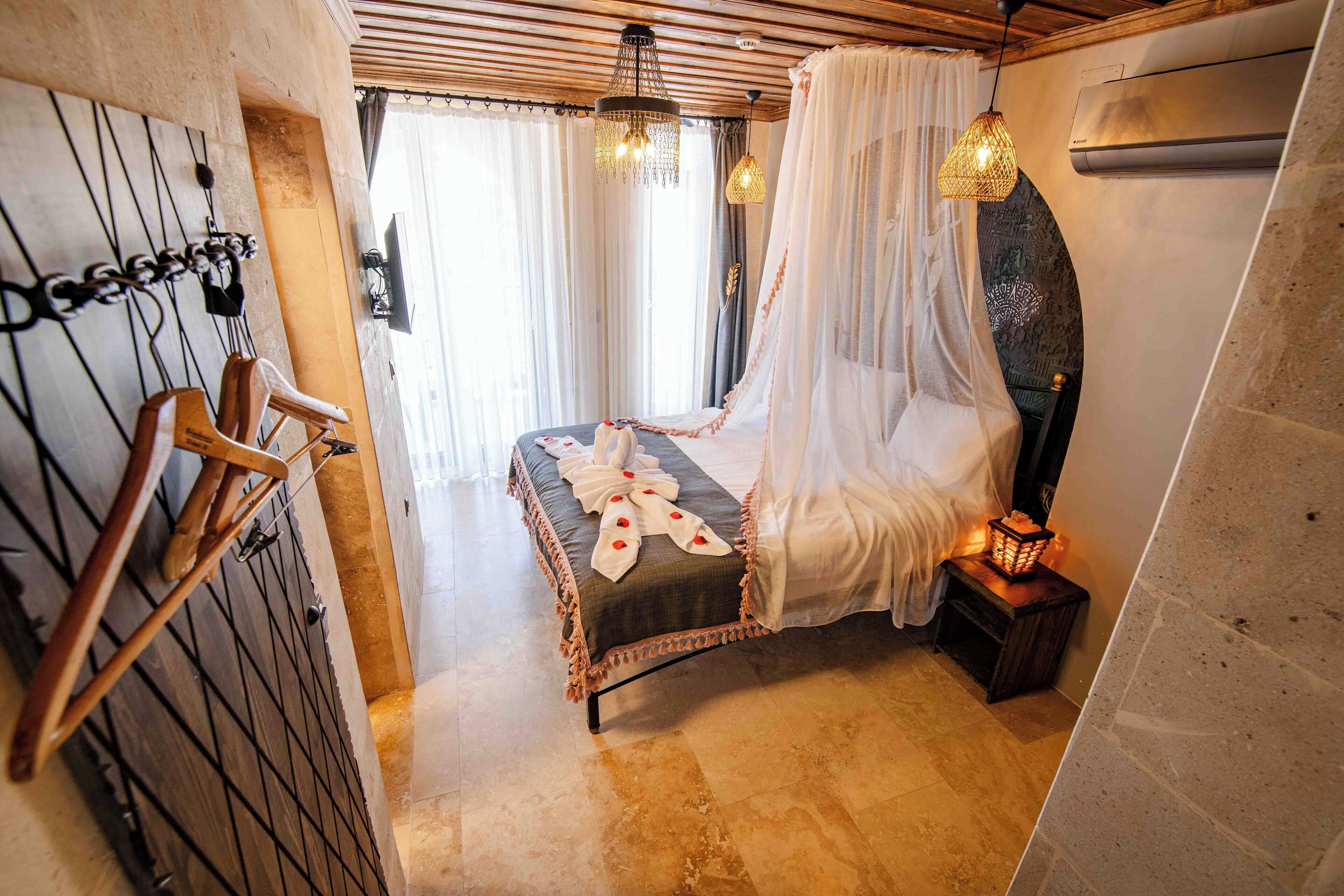 Alika Castle House