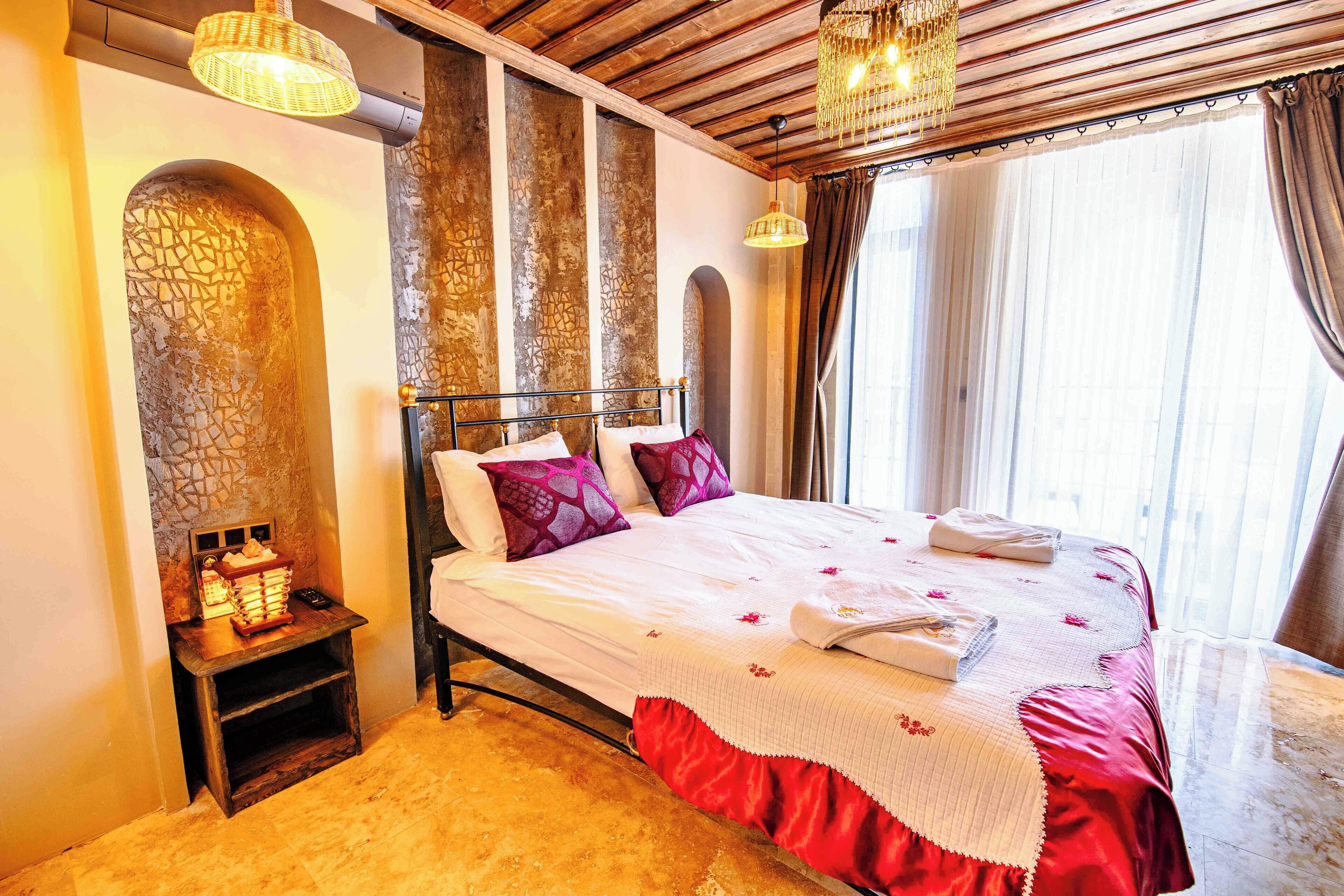 Alika Castle House