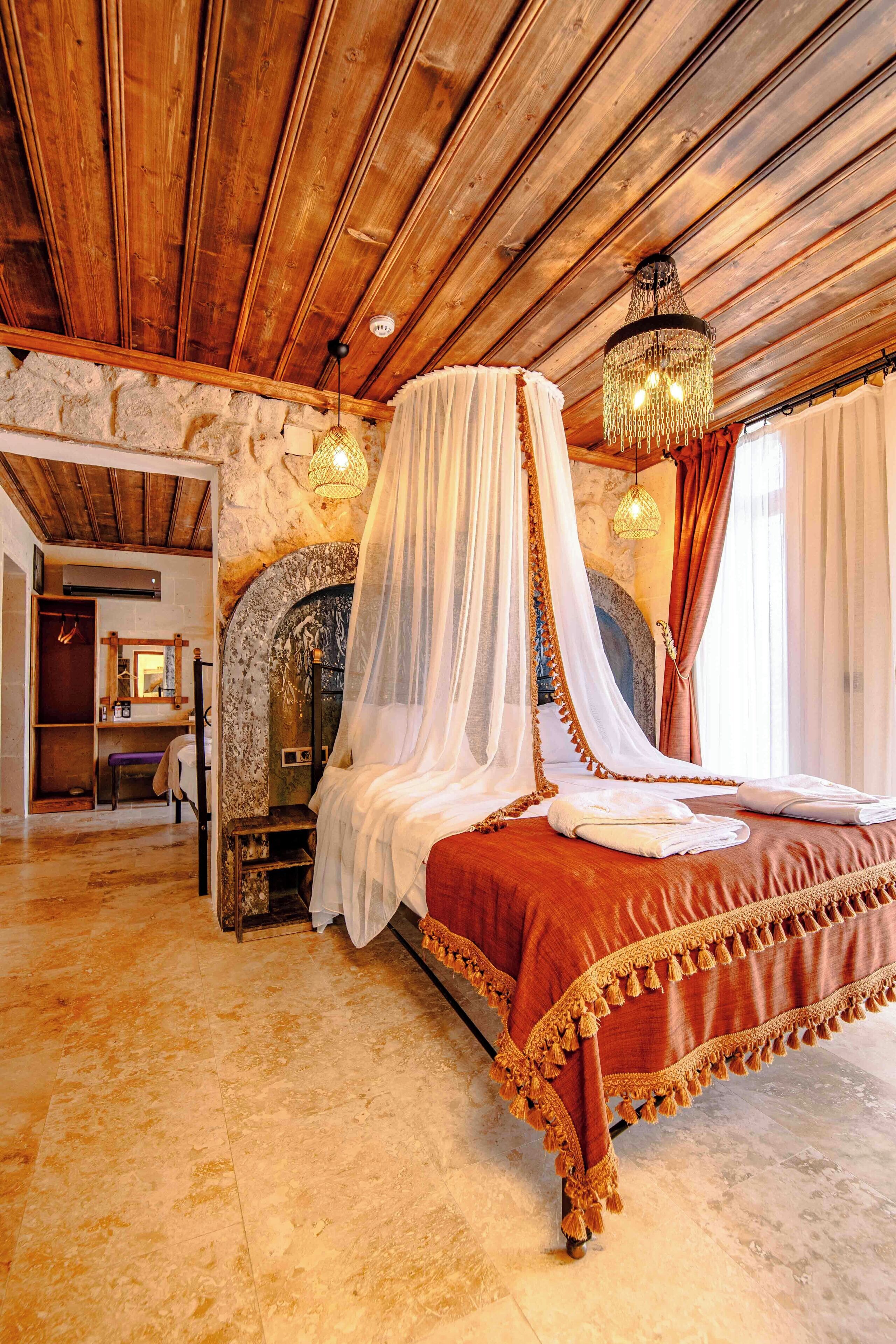Alika Castle House