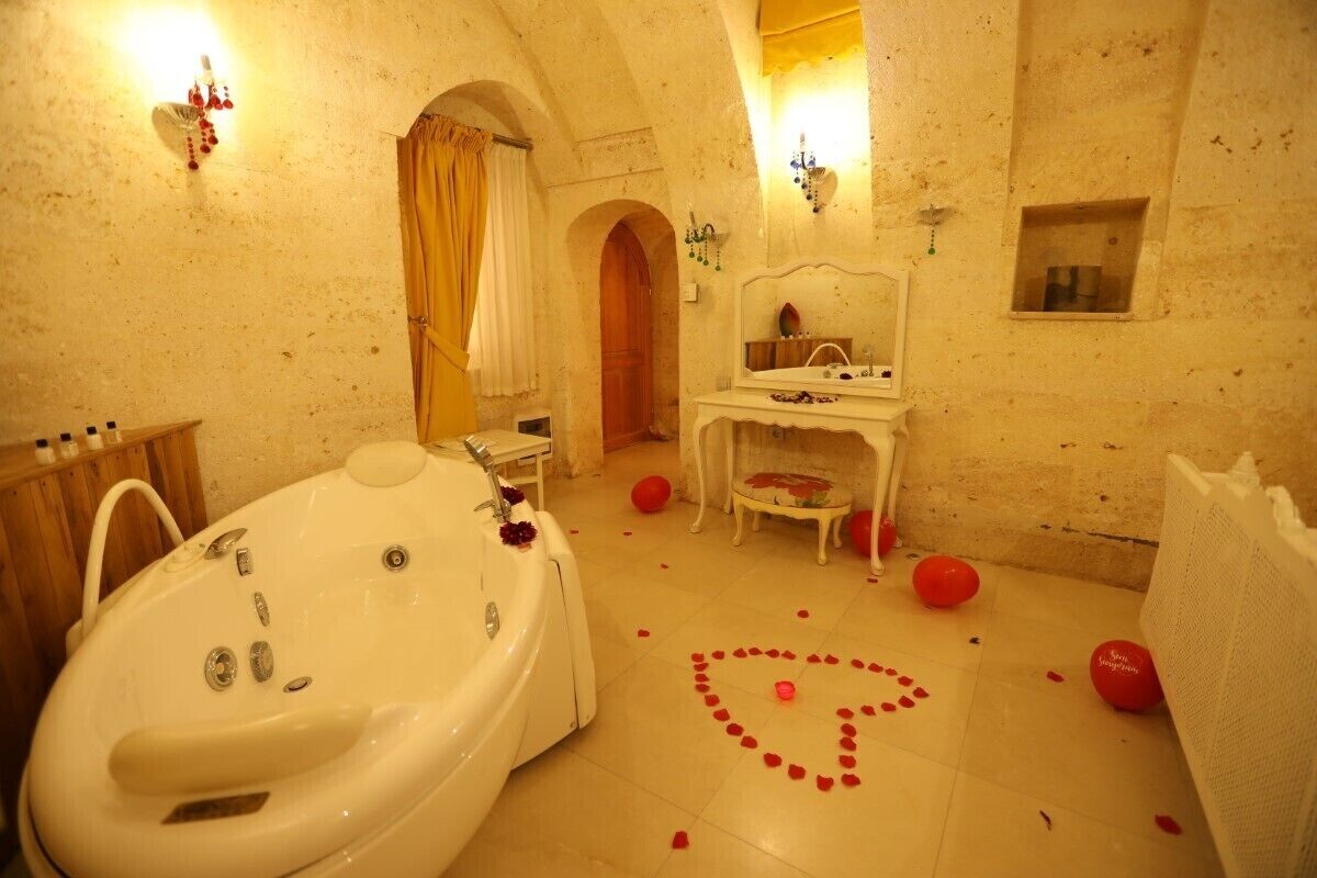 Anatelein Boutique Cave