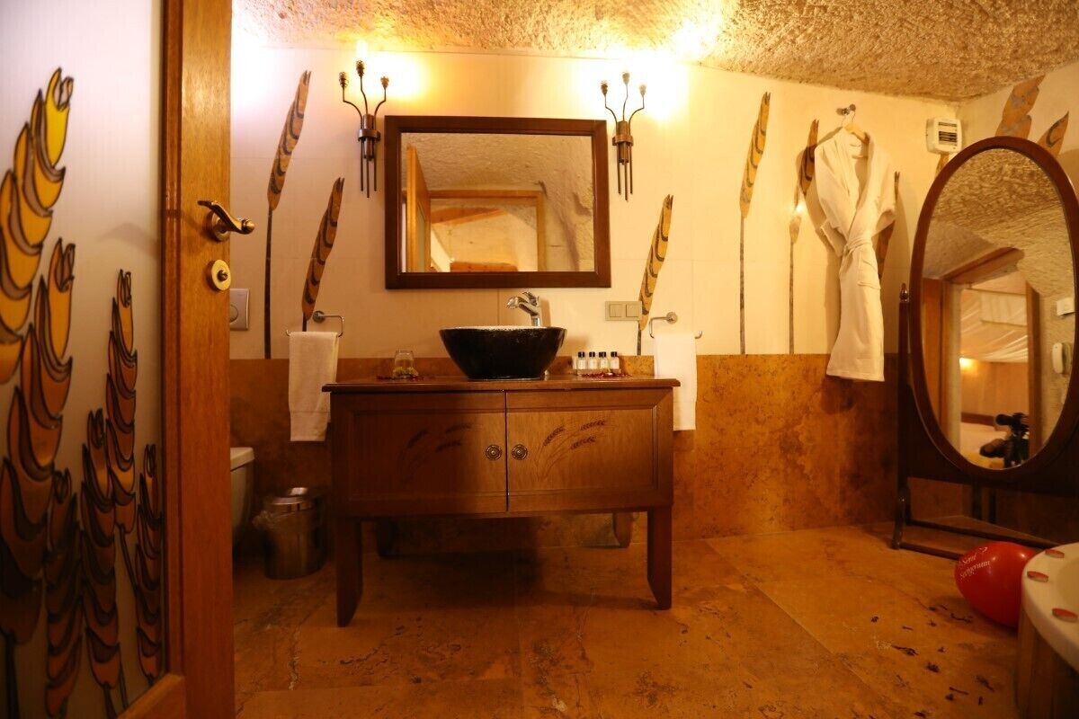 Anatelein Boutique Cave