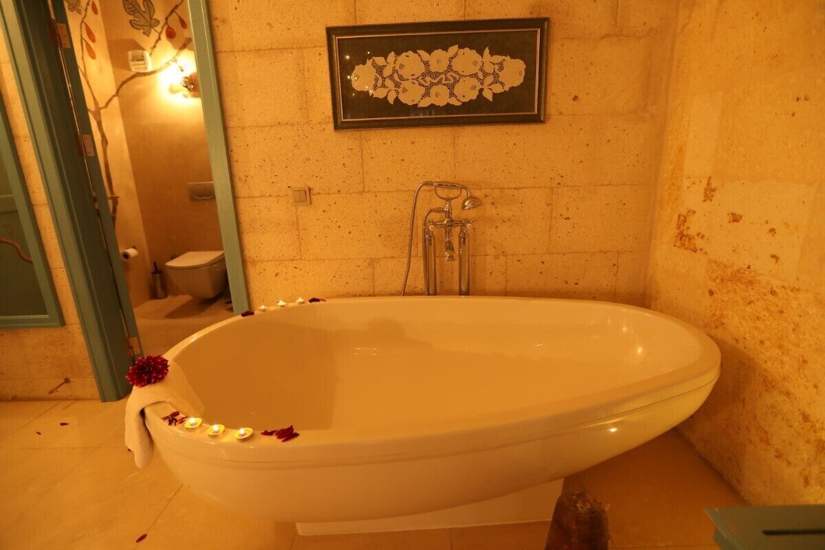 Anatelein Boutique Cave