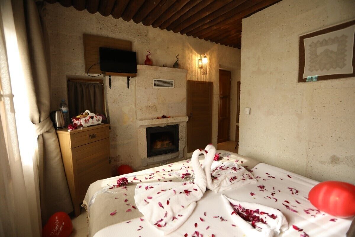 Anatelein Boutique Cave