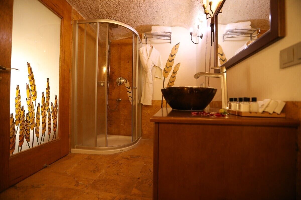 Anatelein Boutique Cave