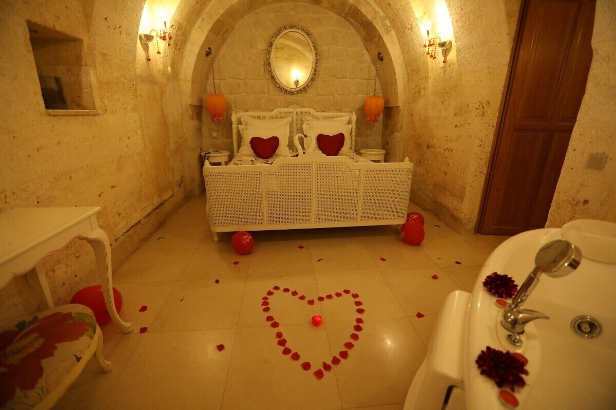 Anatelein Boutique Cave