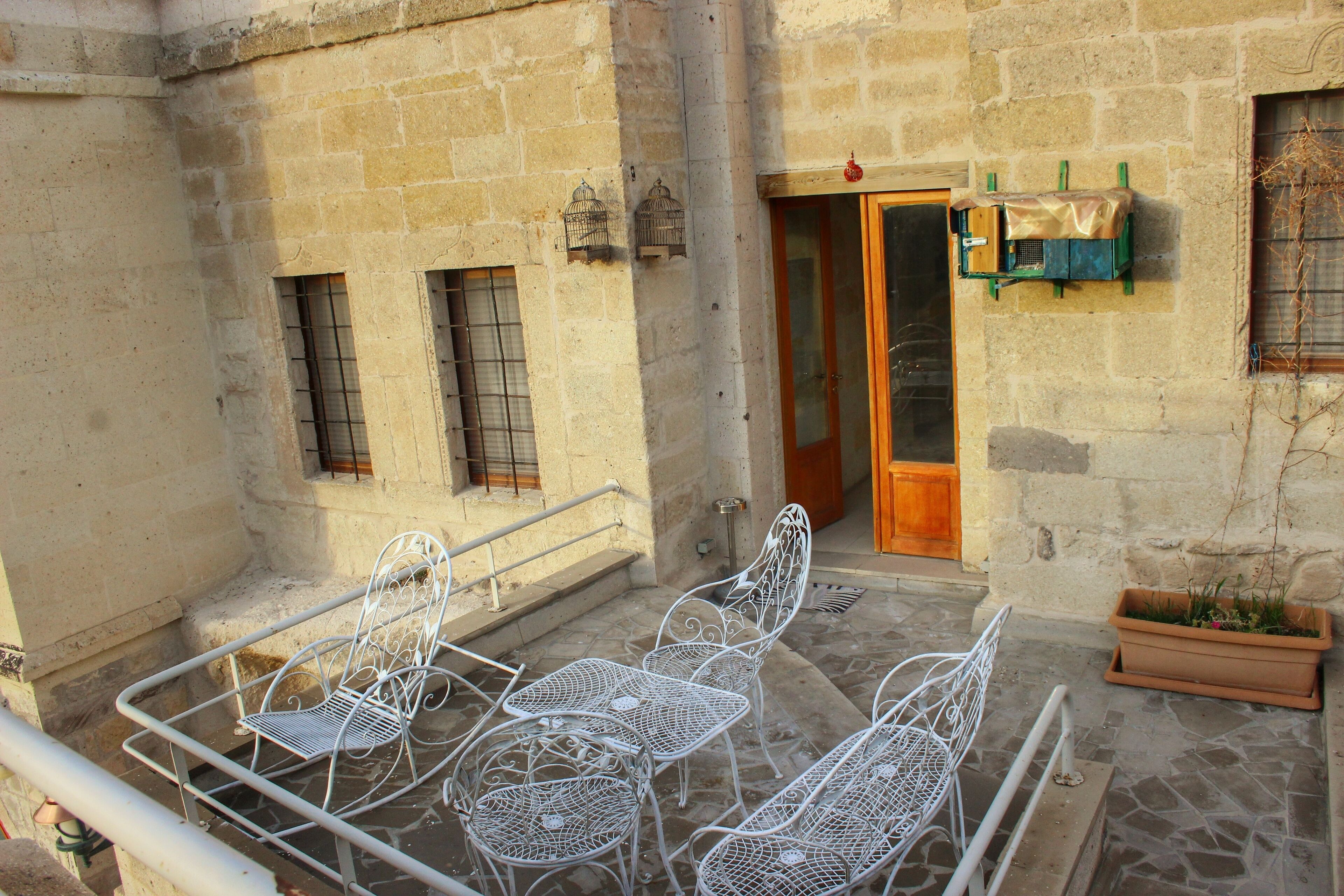 Anatelein Boutique Cave