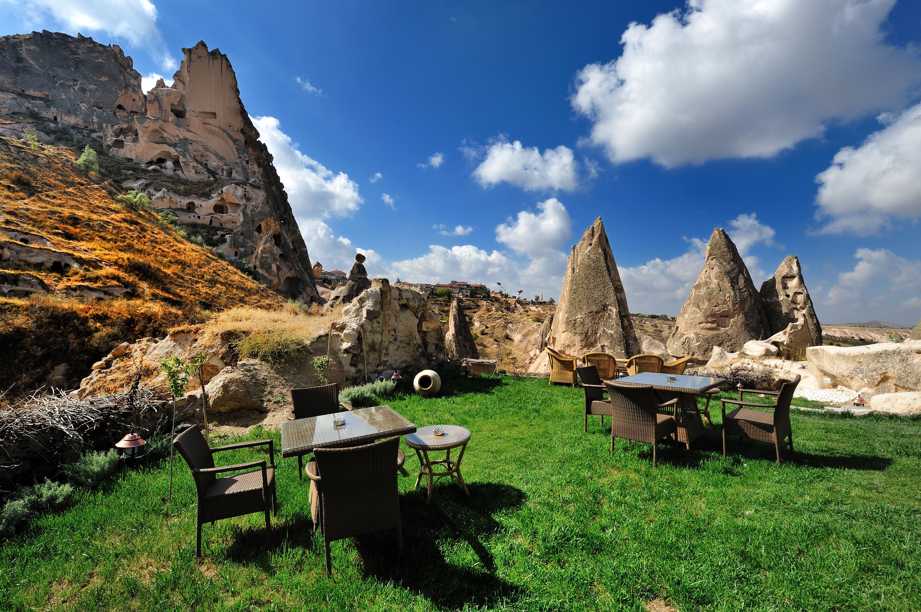 Anatelein Boutique Cave