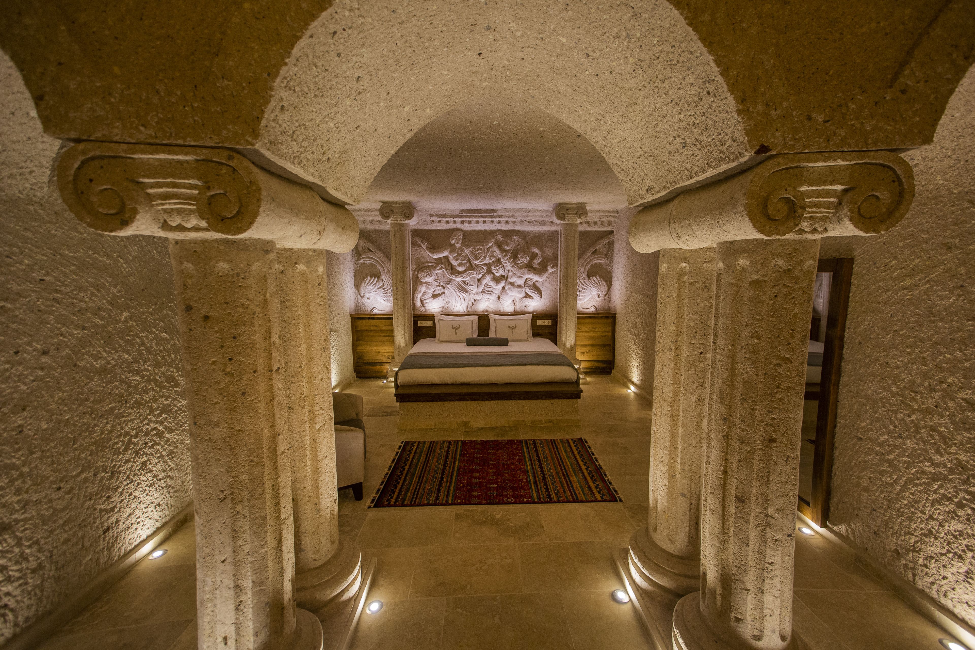 Nino Cave Suites