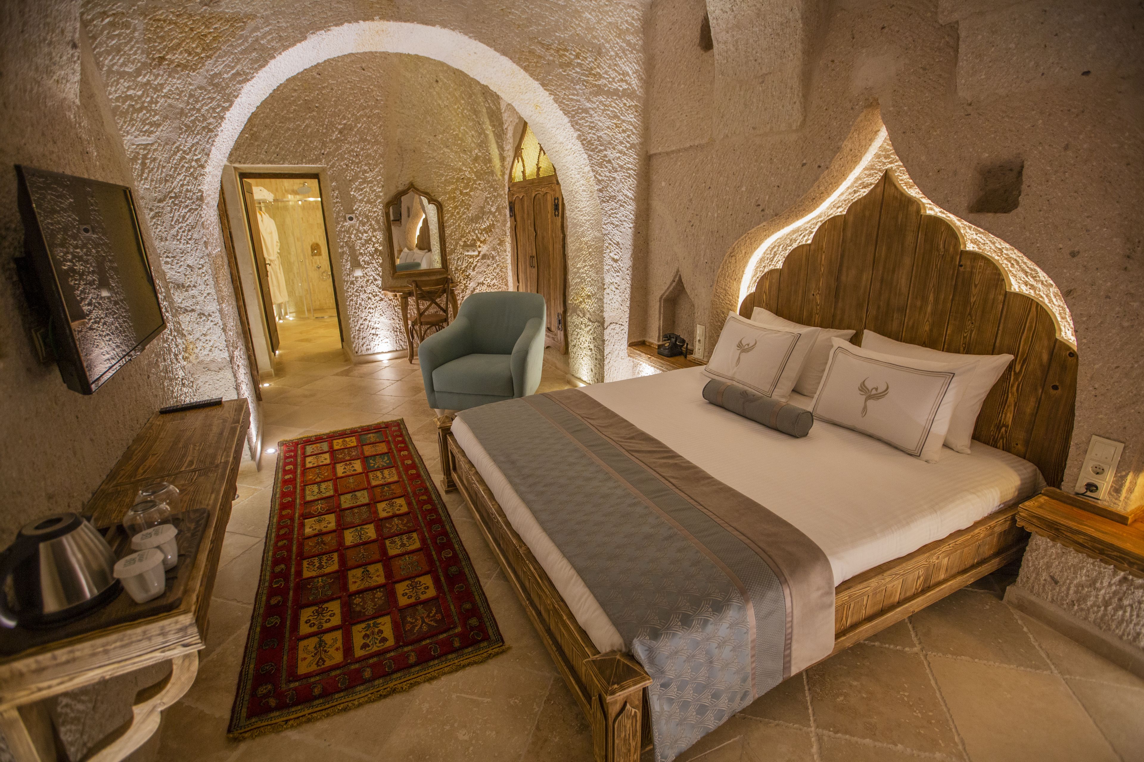 Nino Cave Suites