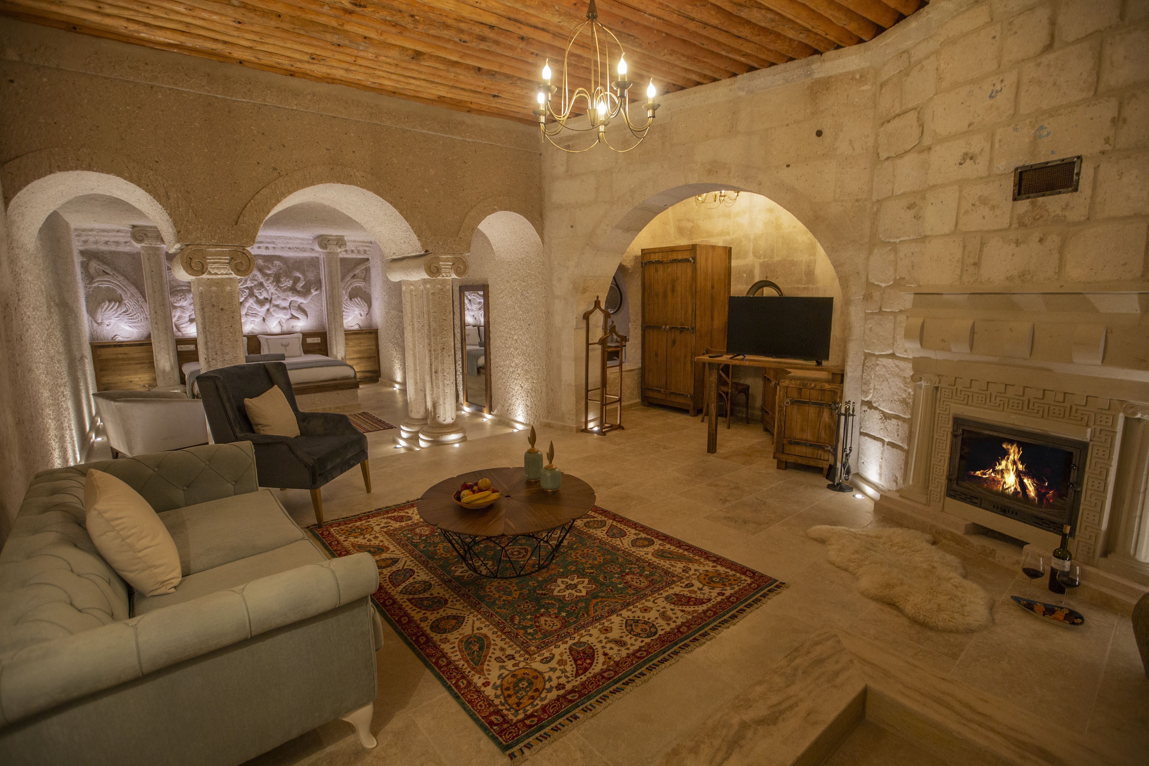 Nino Cave Suites