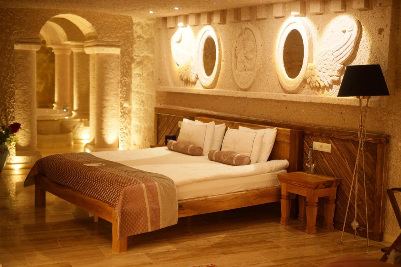 Nino Cave Suites
