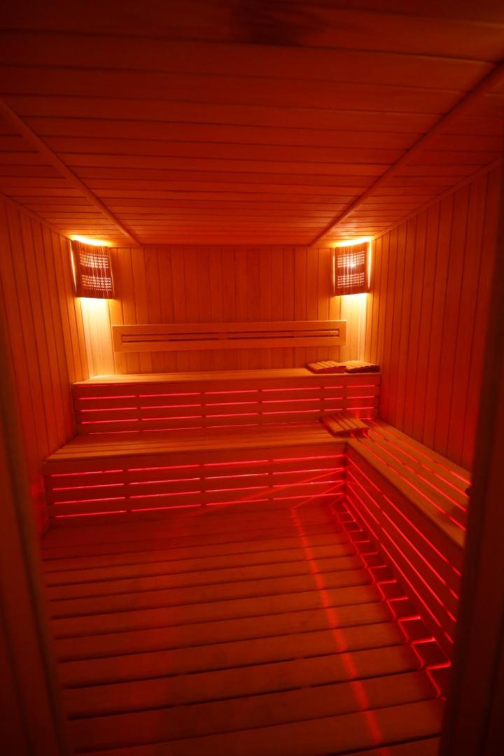 Nino Cave Suites